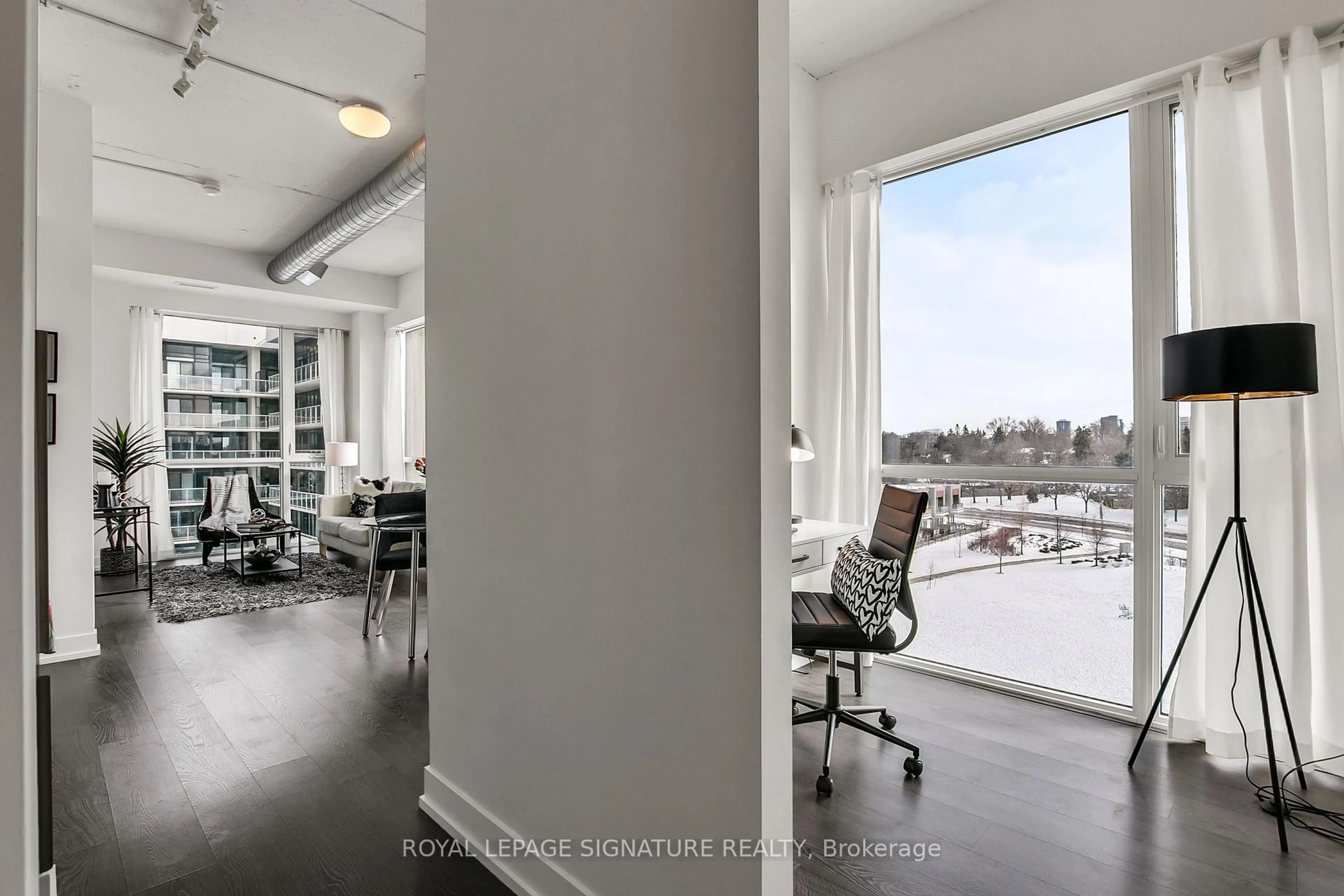 A pic of a room for 75 The Donway #506, Toronto Ontario M3C 2E9