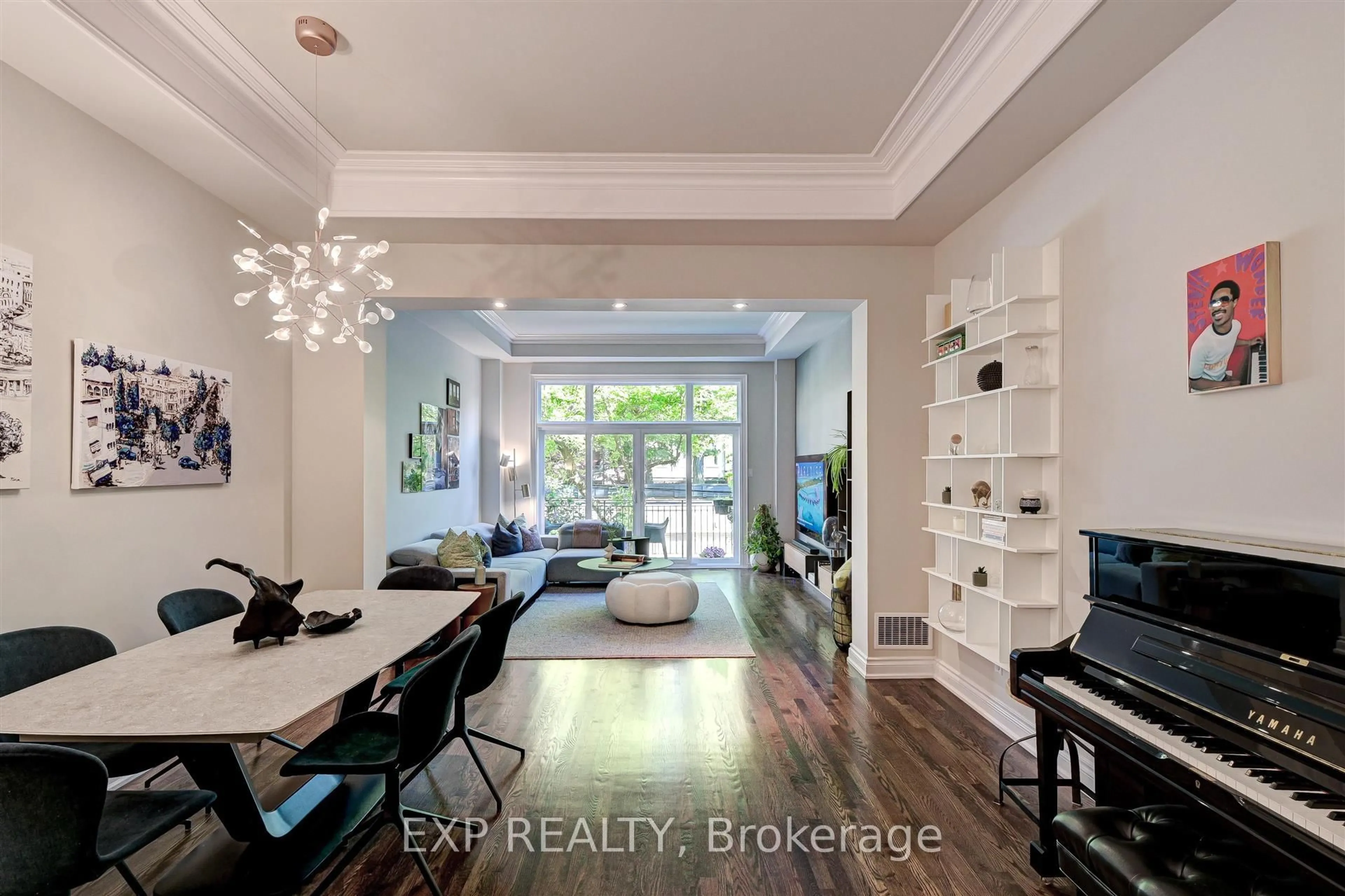 Unknown for 13 Balmoral Ave, Toronto Ontario M4V 1J5