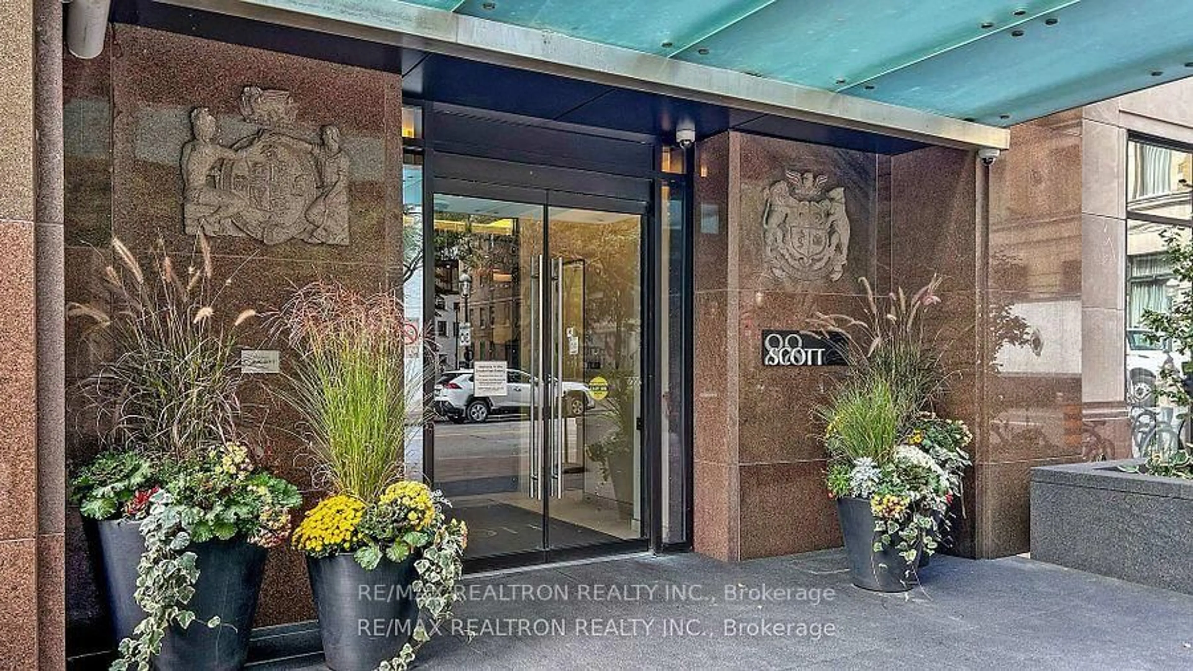 Lobby for 88 Scott St #3104, Toronto Ontario M5E 0A9