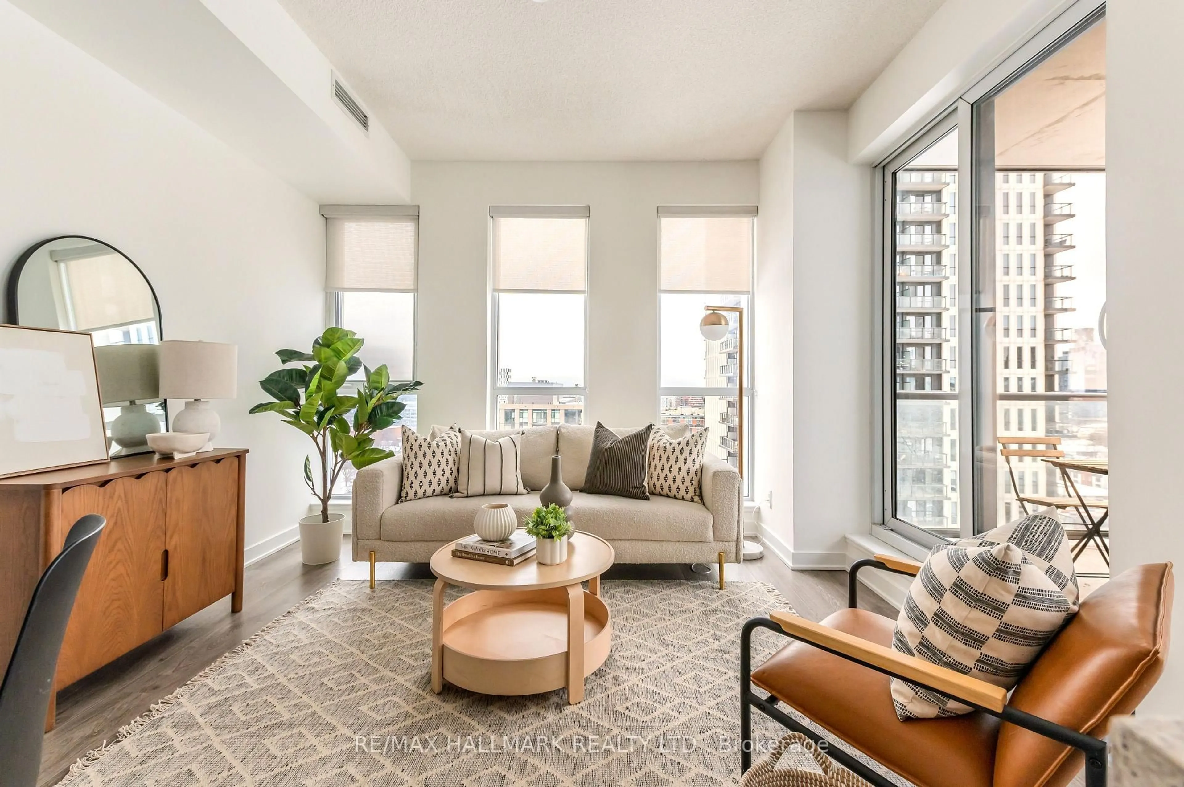 Living room with furniture, unknown for 170 Sumach St #1406, Toronto Ontario M5A 0C3