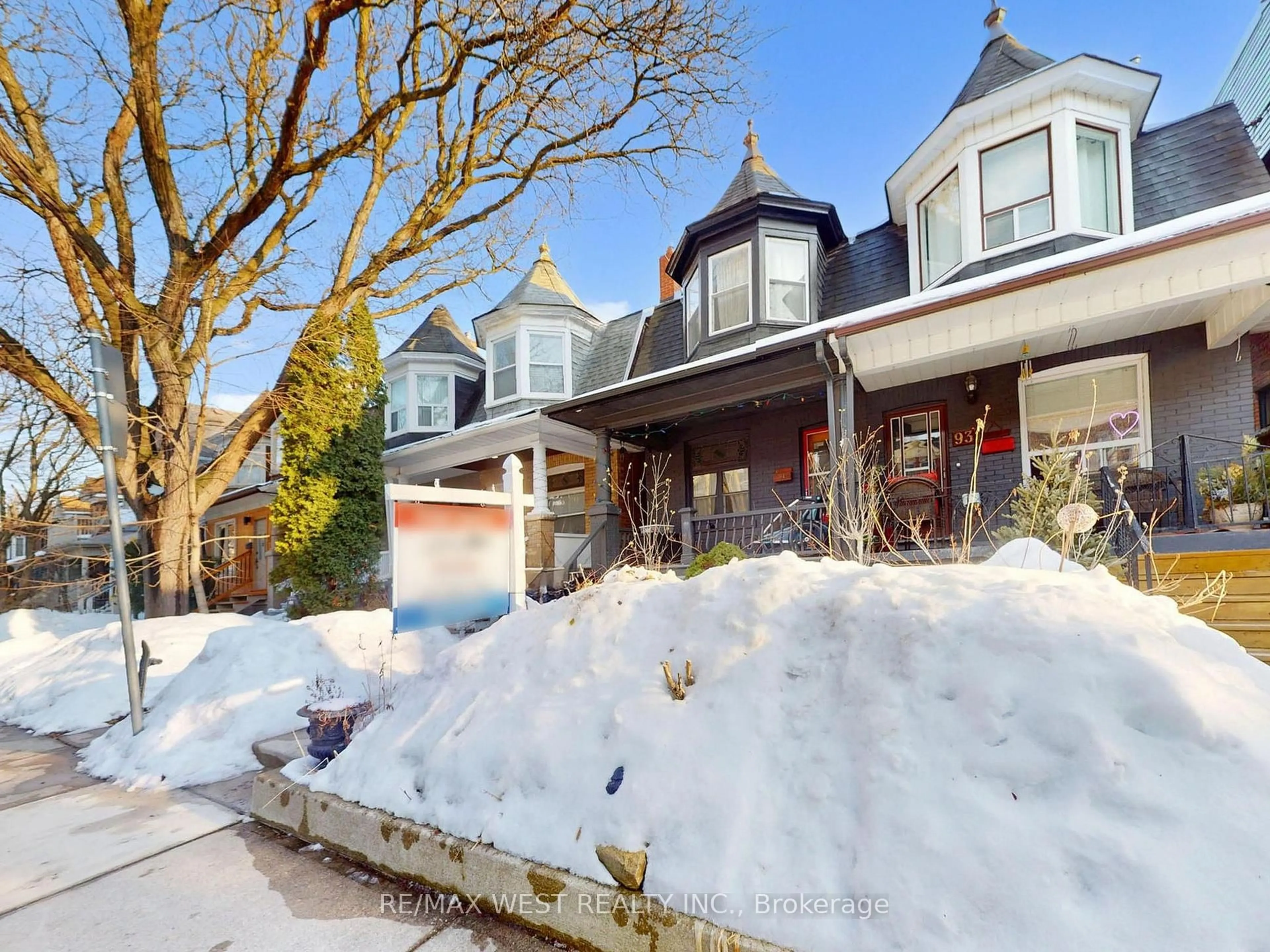 Unknown for 91 Olive Ave, Toronto Ontario M6G 1V2