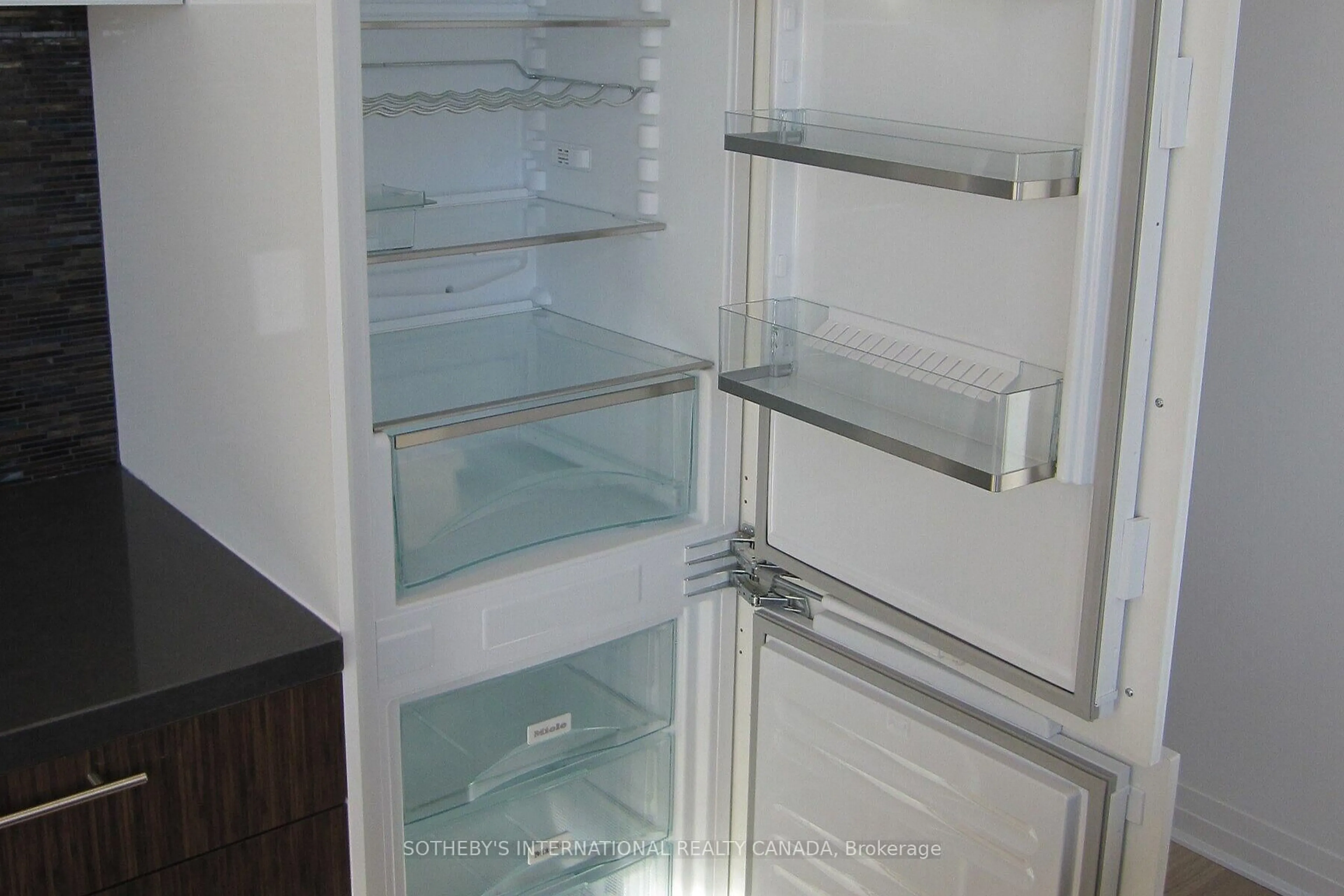 Standard kitchen, unknown for 8 Mercer St #1102, Toronto Ontario M5V 0C4