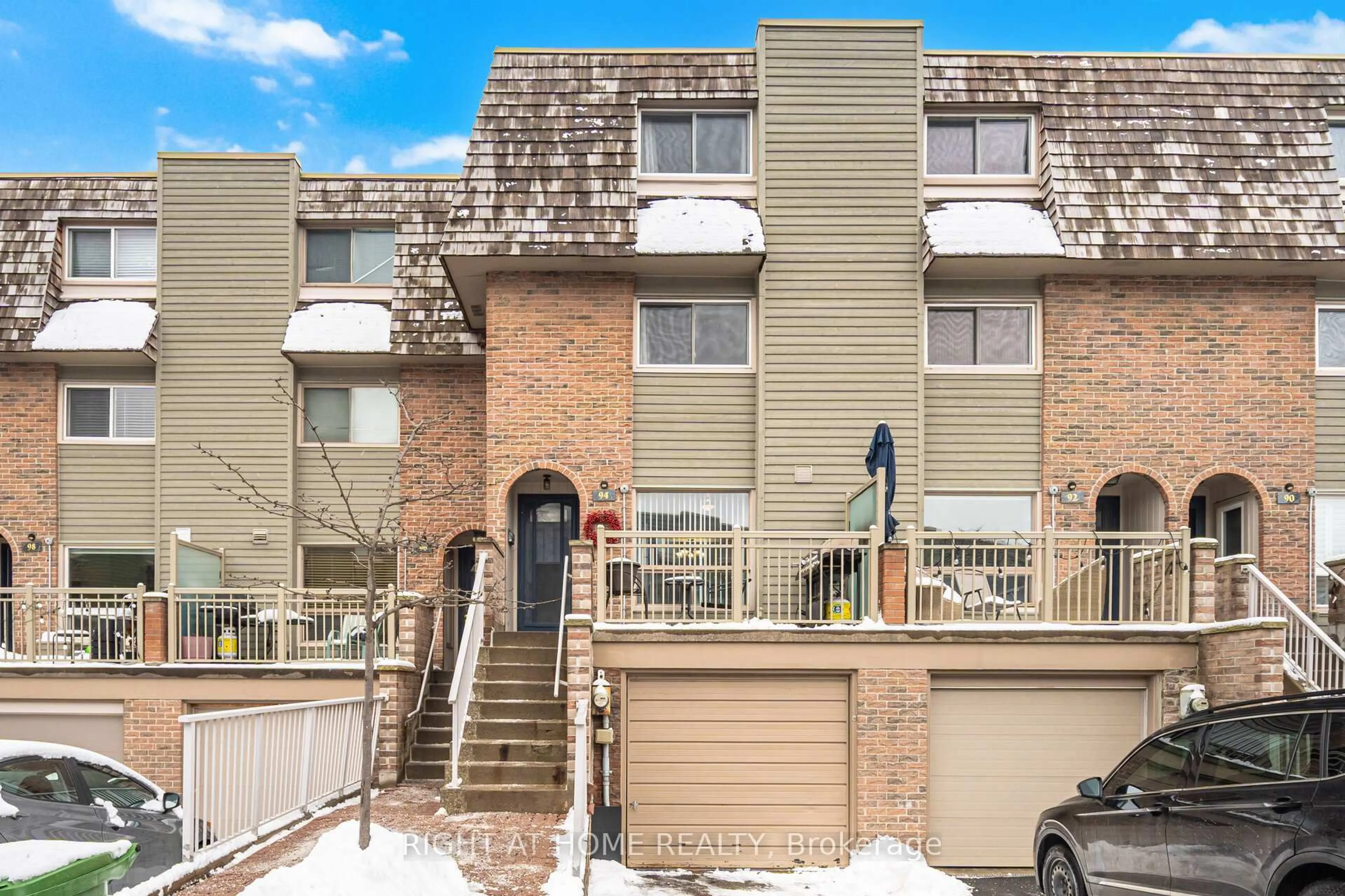 Unknown for 94 Dutch Myrtle Way, Toronto Ontario M3B 3K8