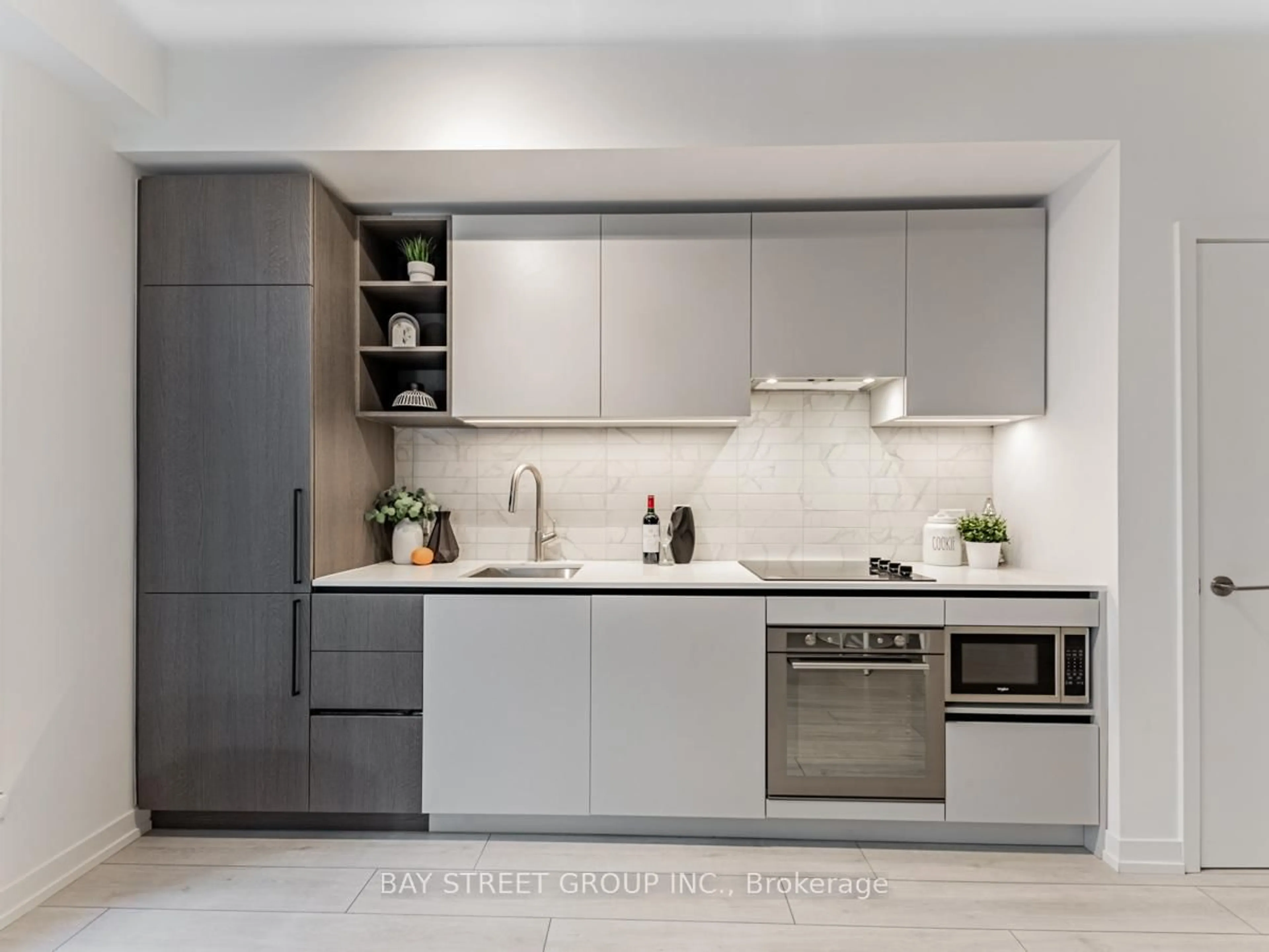Contemporary kitchen, unknown for 55 Mercer St #312, Toronto Ontario M5V 0W4