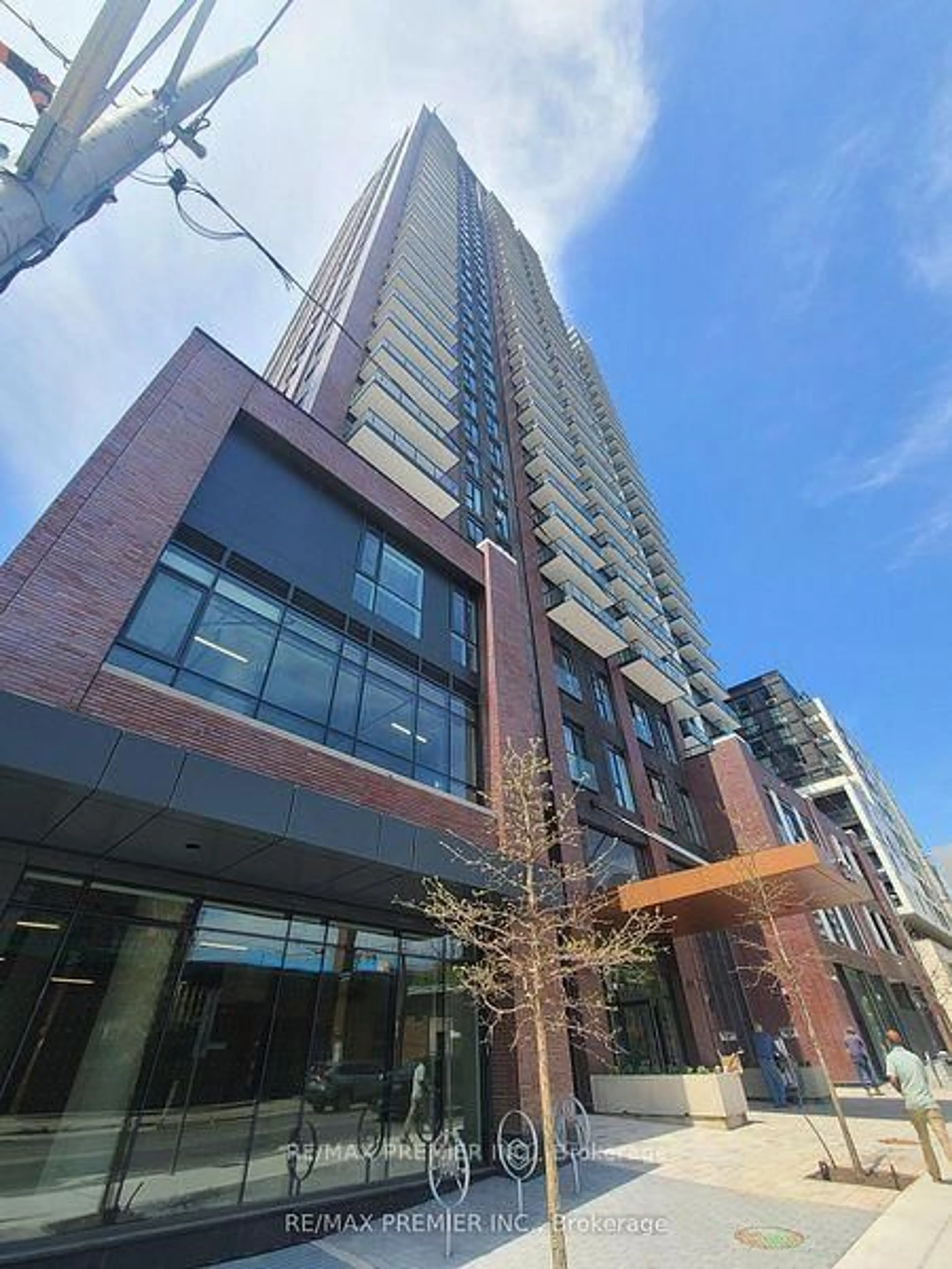 Indoor foyer for 130 River St #1309, Toronto Ontario M5A 0R8