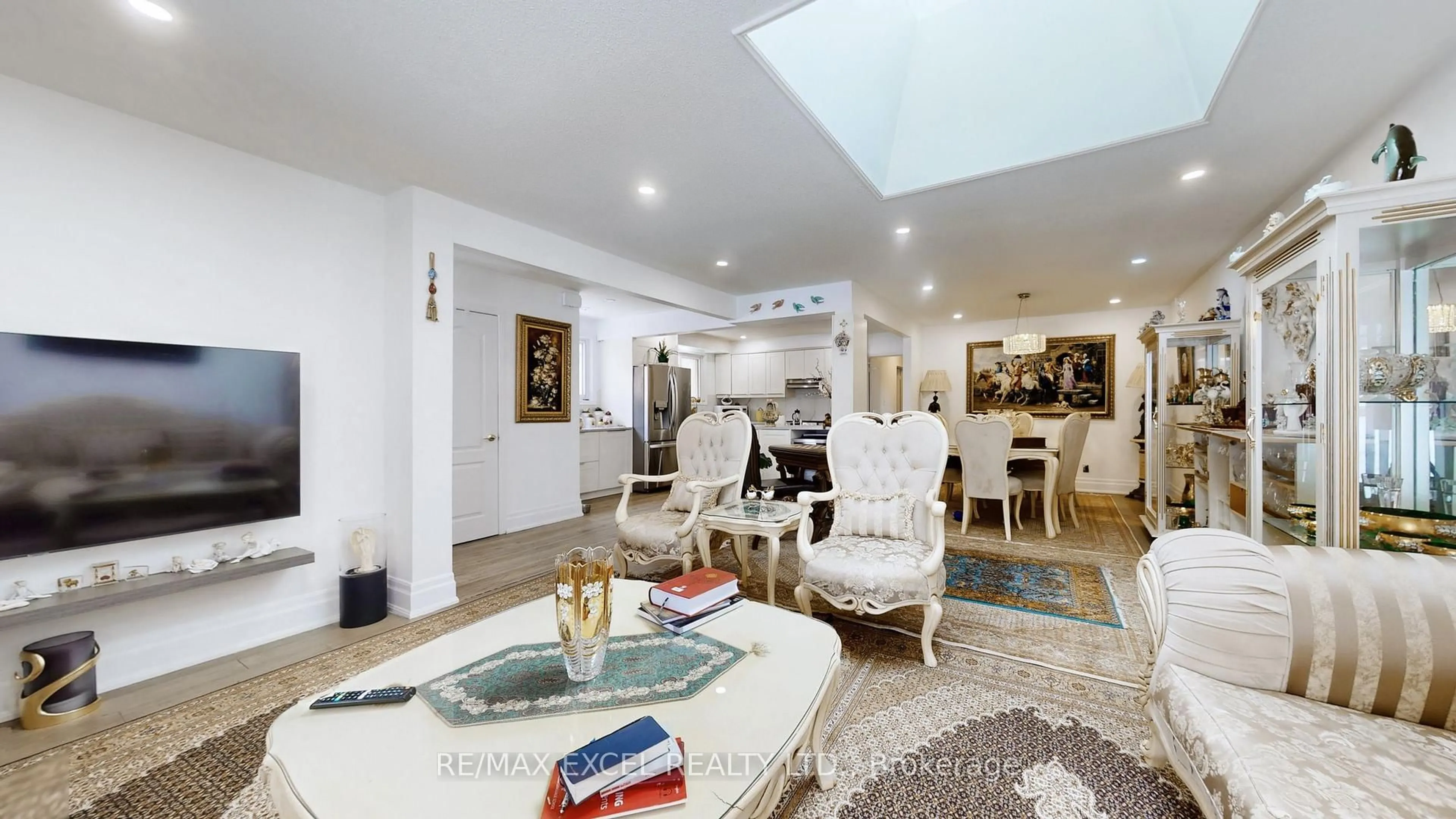 Unknown for 19 Clancy Dr, Toronto Ontario M2J 2V7