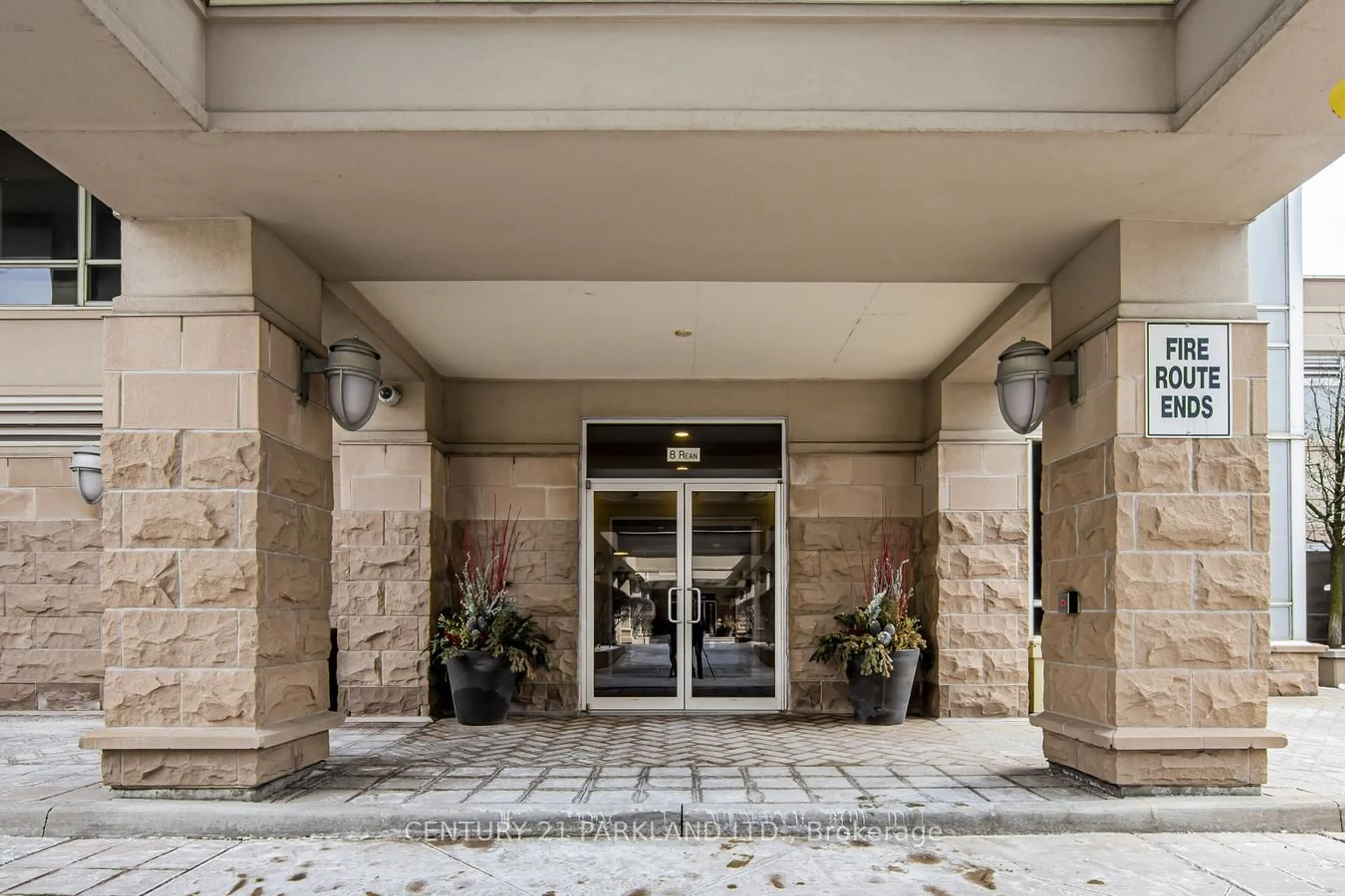 Lobby for 8 Rean Dr #1701, Toronto Ontario M2K 1H1