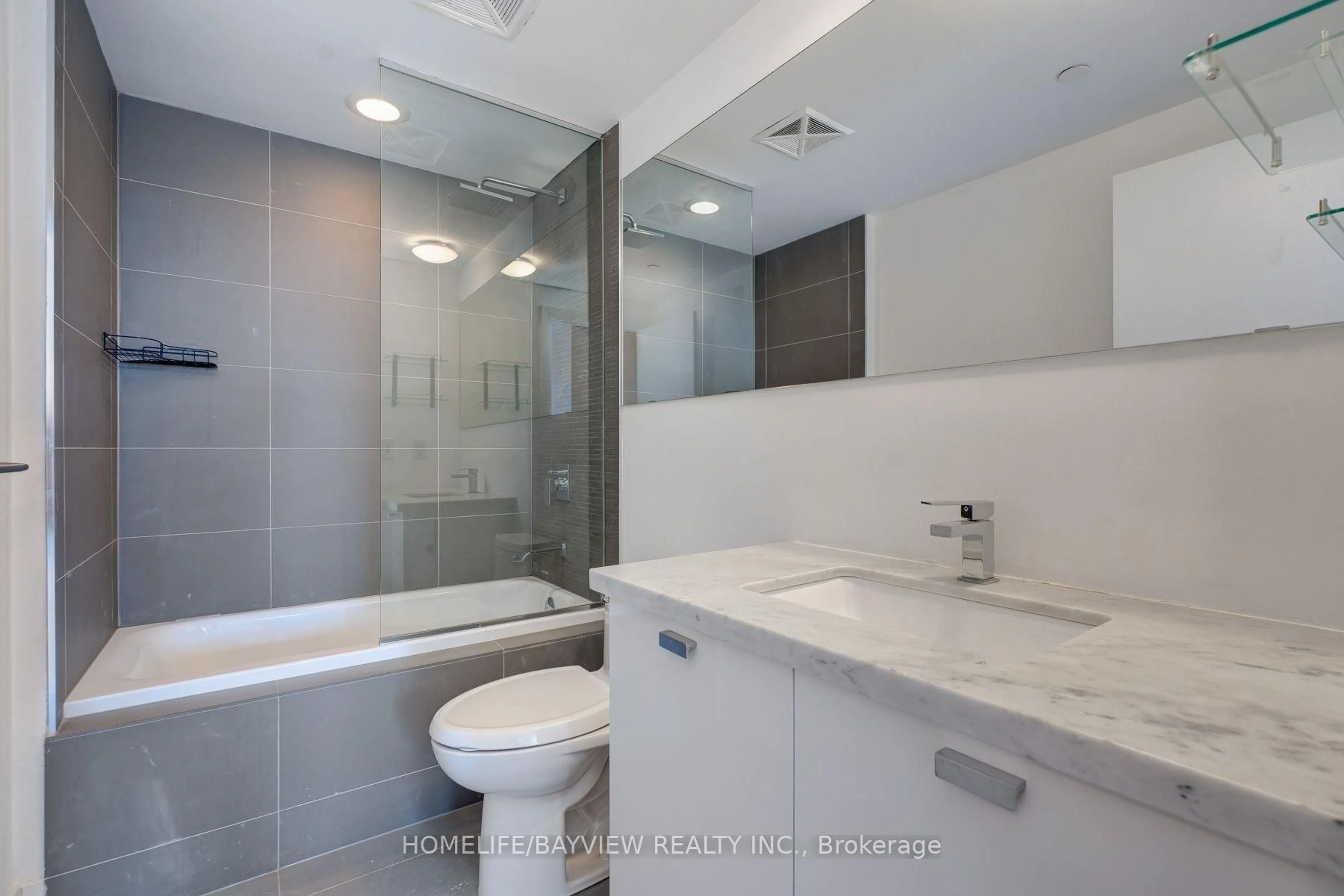 Standard bathroom, ceramic/tile floor for 32 Davenport Rd #703, Toronto Ontario M5R 0B5