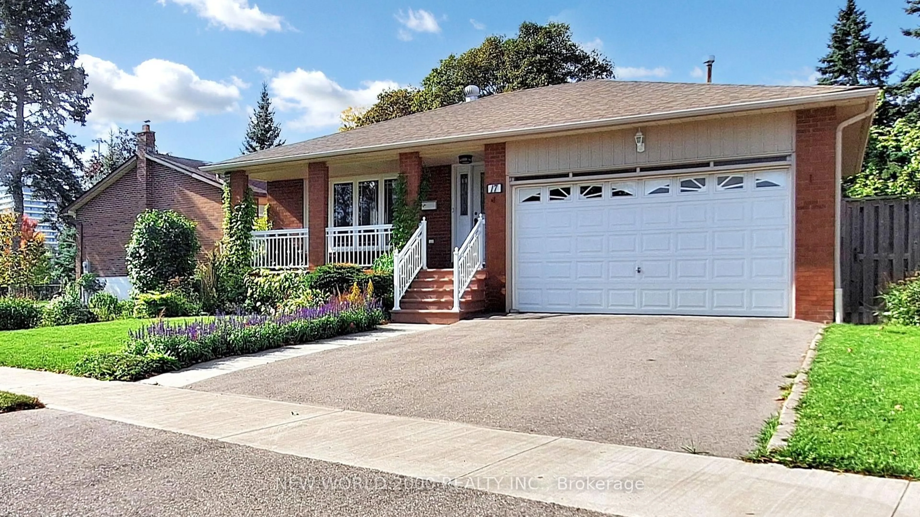 Home with vinyl exterior material, street for 17 Squirewood Rd, Toronto Ontario M2J 4T2