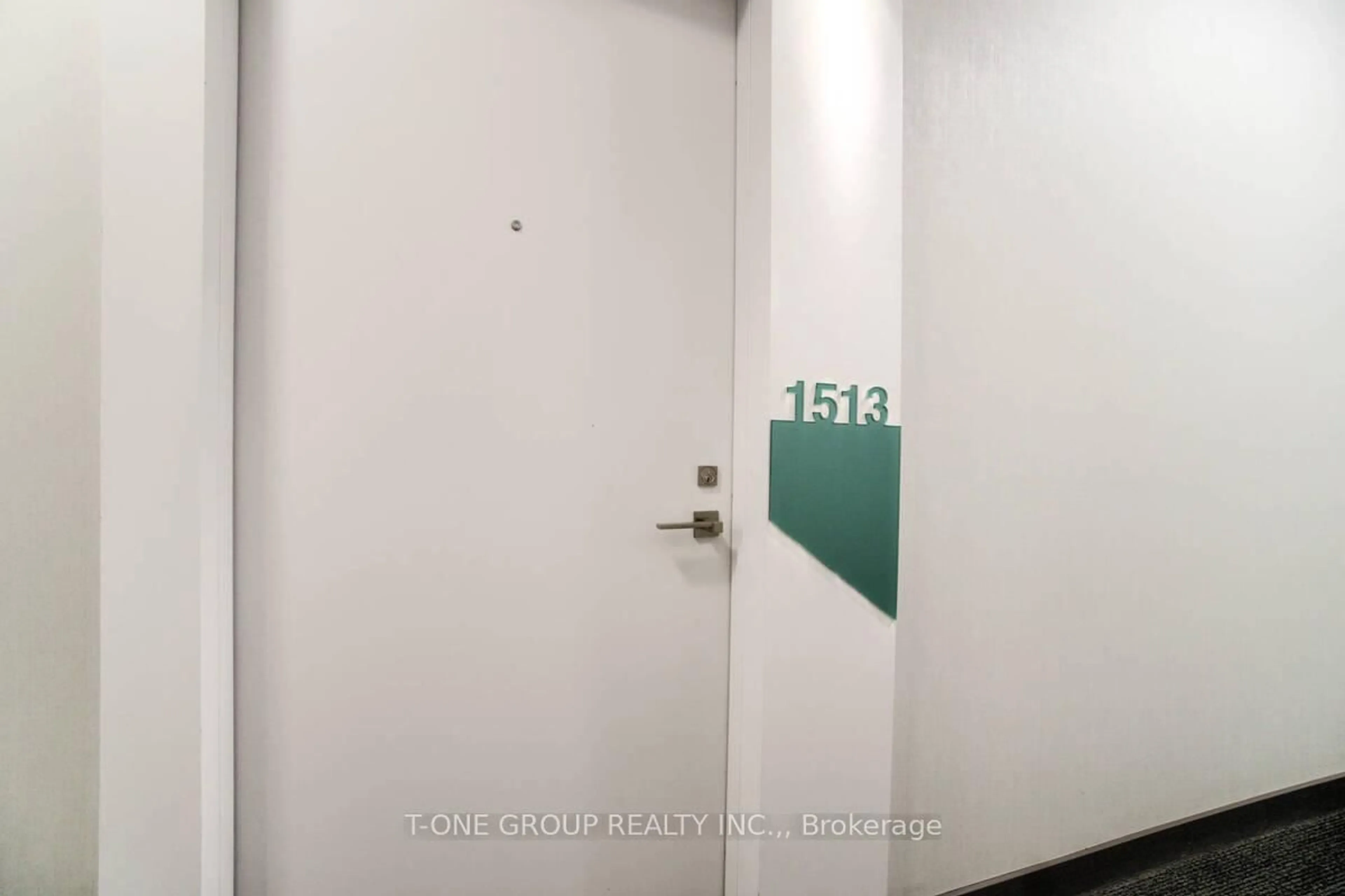 A pic of a room for 352 Front St, Toronto Ontario M5V 0K3