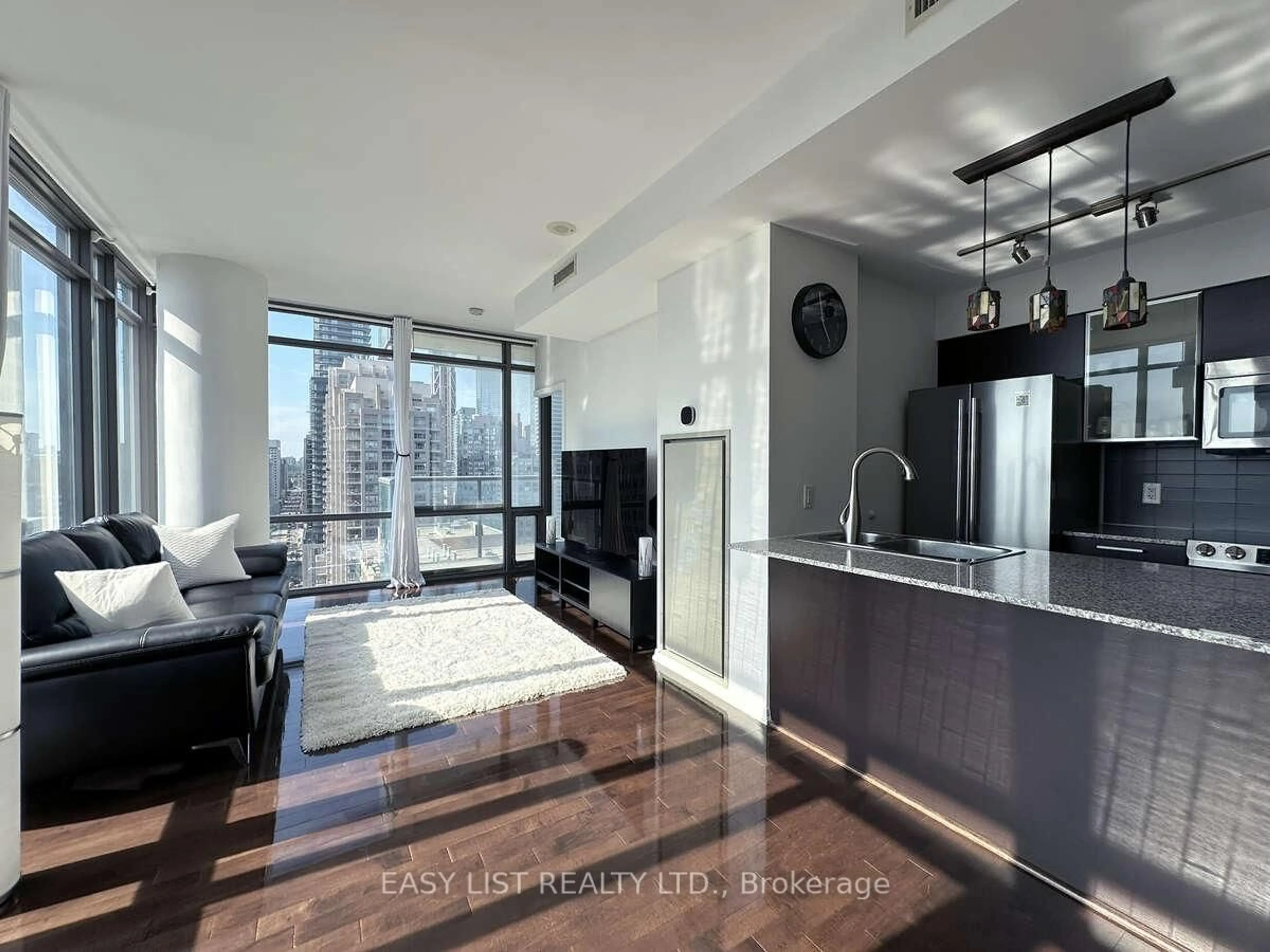 Open concept kitchen, unknown for 37 Grosvenor St #2203, Toronto Ontario M4Y 3G5