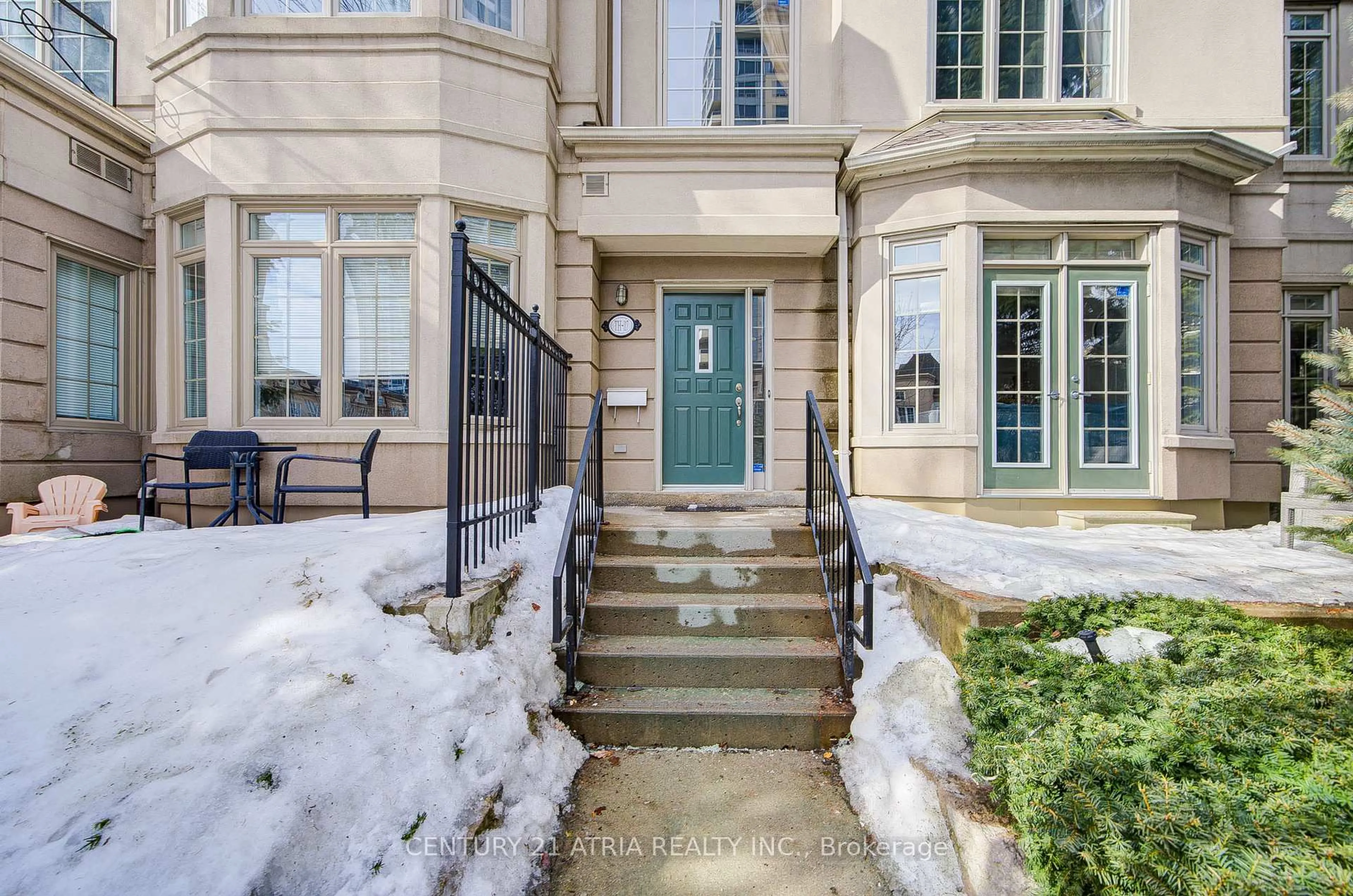 Indoor entryway for 17 Barberry Pl #Th117, Toronto Ontario M2K 3E2