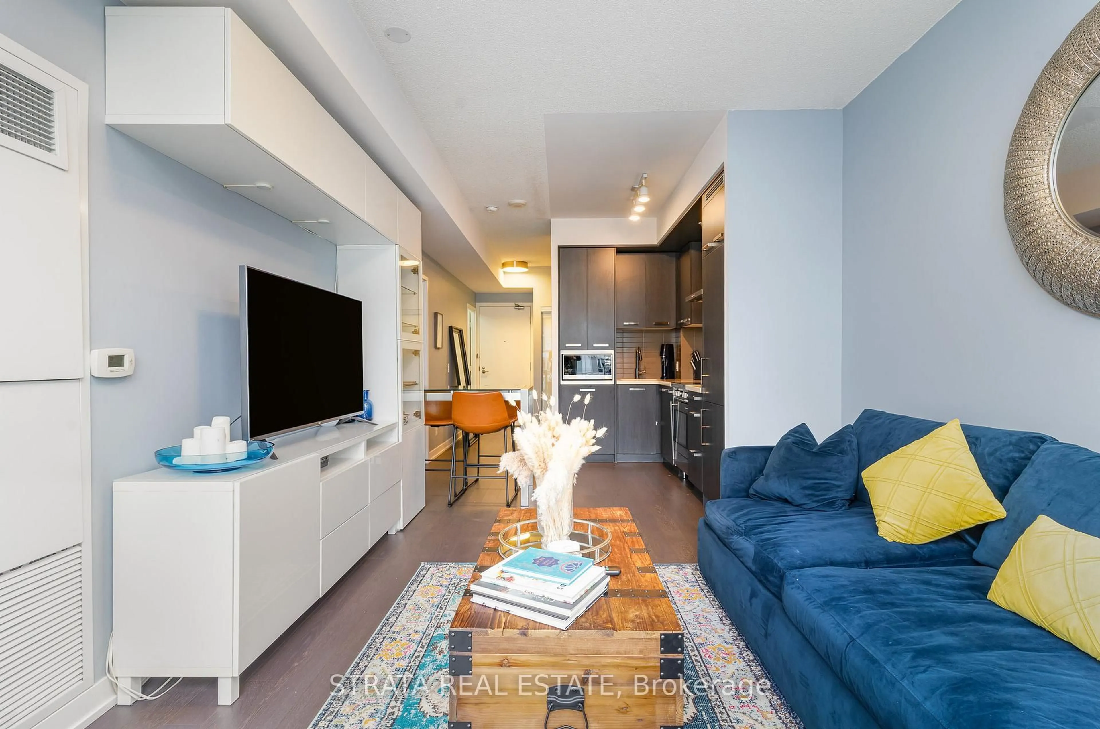 Living room with furniture, unknown for 455 Front St #N806, Toronto Ontario M5A 0G2