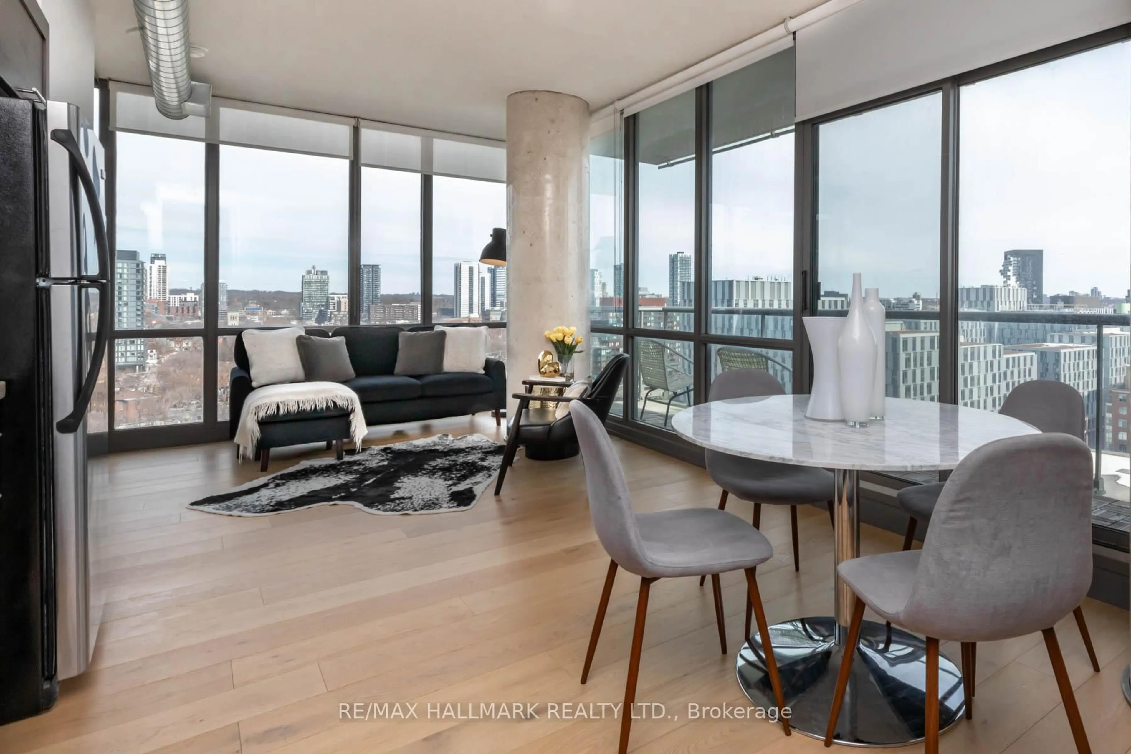 Living room with furniture, unknown for 33 Mill St #1502, Toronto Ontario M5A 3R3