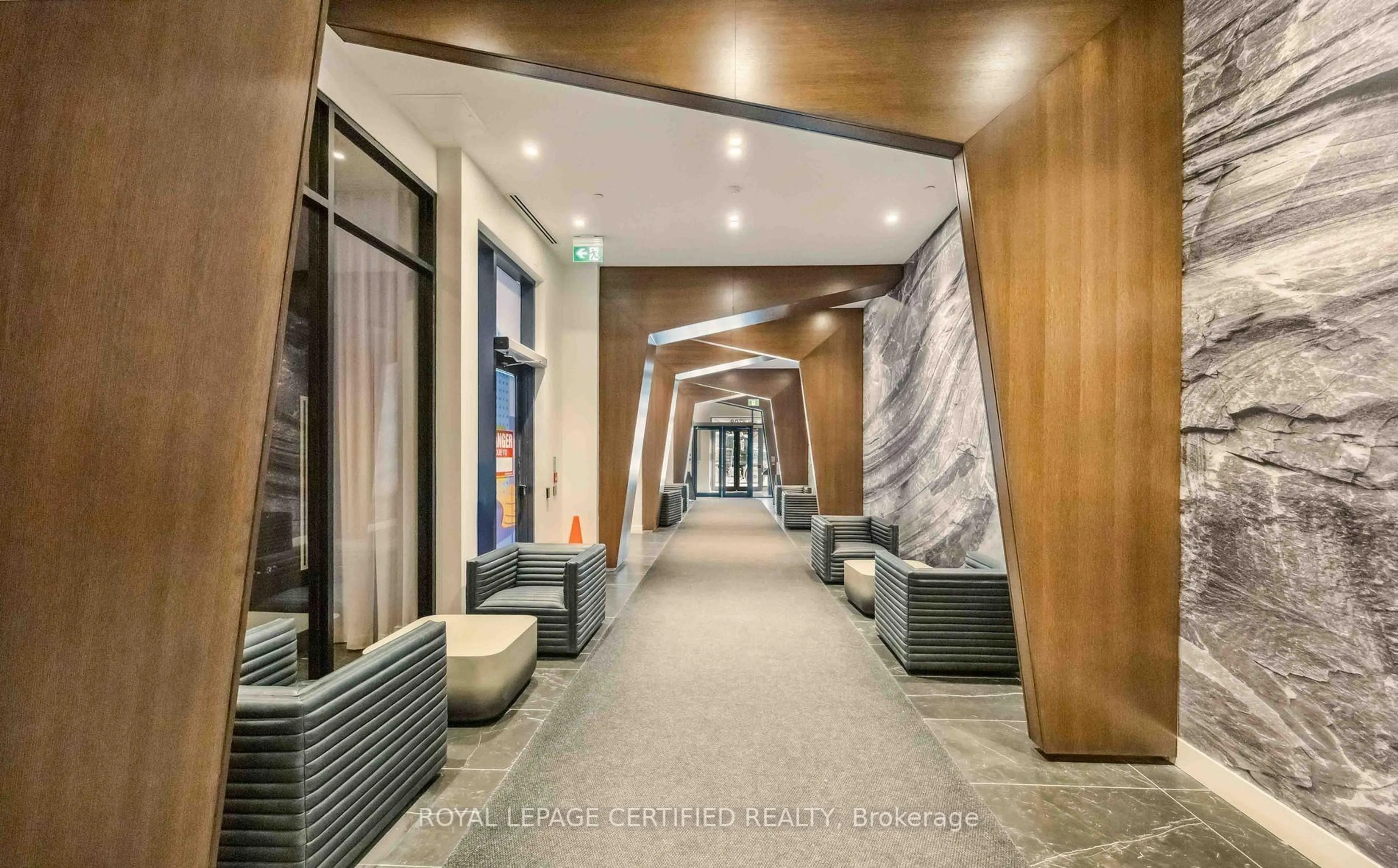 Unknown for 308 Jarvis St #2108, Toronto Ontario M5A 2P2