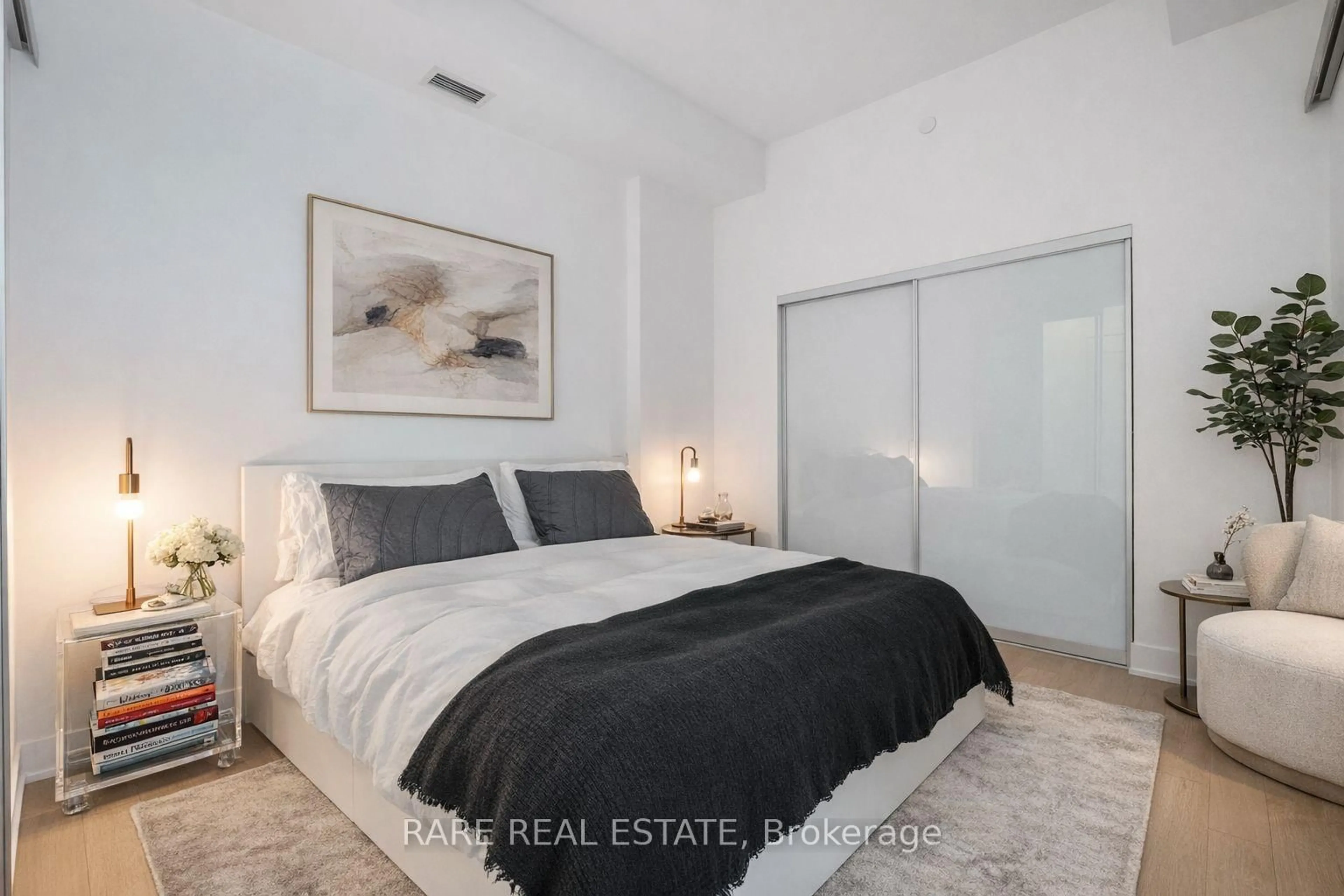 Bedroom with bed, unknown for 6 Jackes Ave #209, Toronto Ontario M4T 1E5