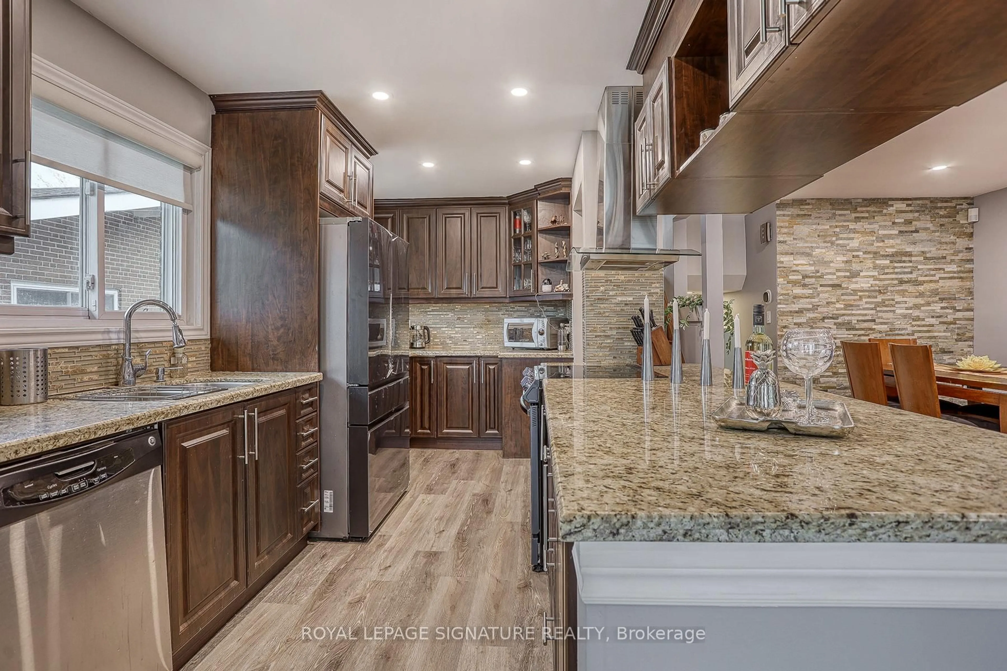 Open concept kitchen, ceramic/tile floor for 270 Roywood Dr, Toronto Ontario M3A 2E6