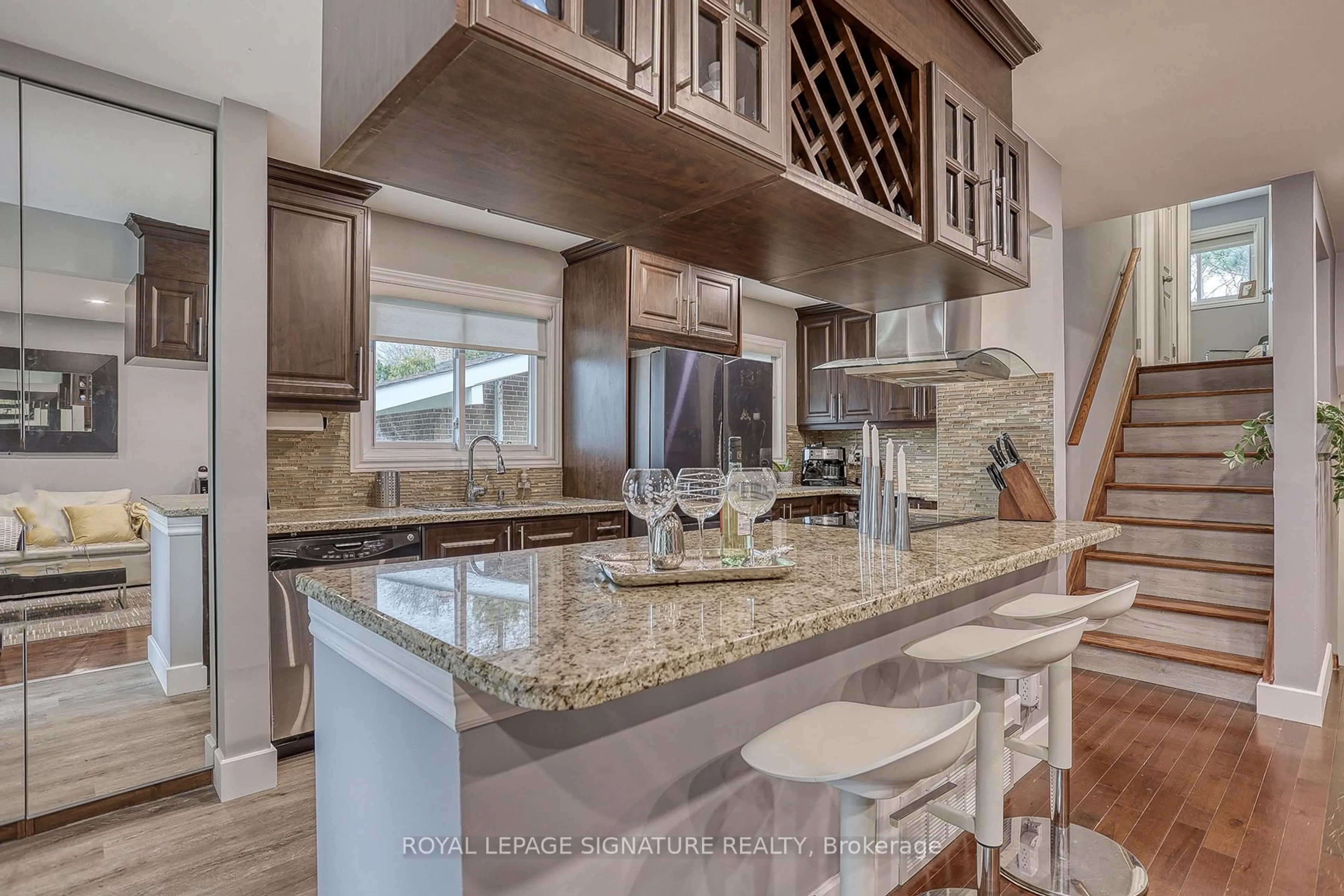 Open concept kitchen, ceramic/tile floor for 270 Roywood Dr, Toronto Ontario M3A 2E6