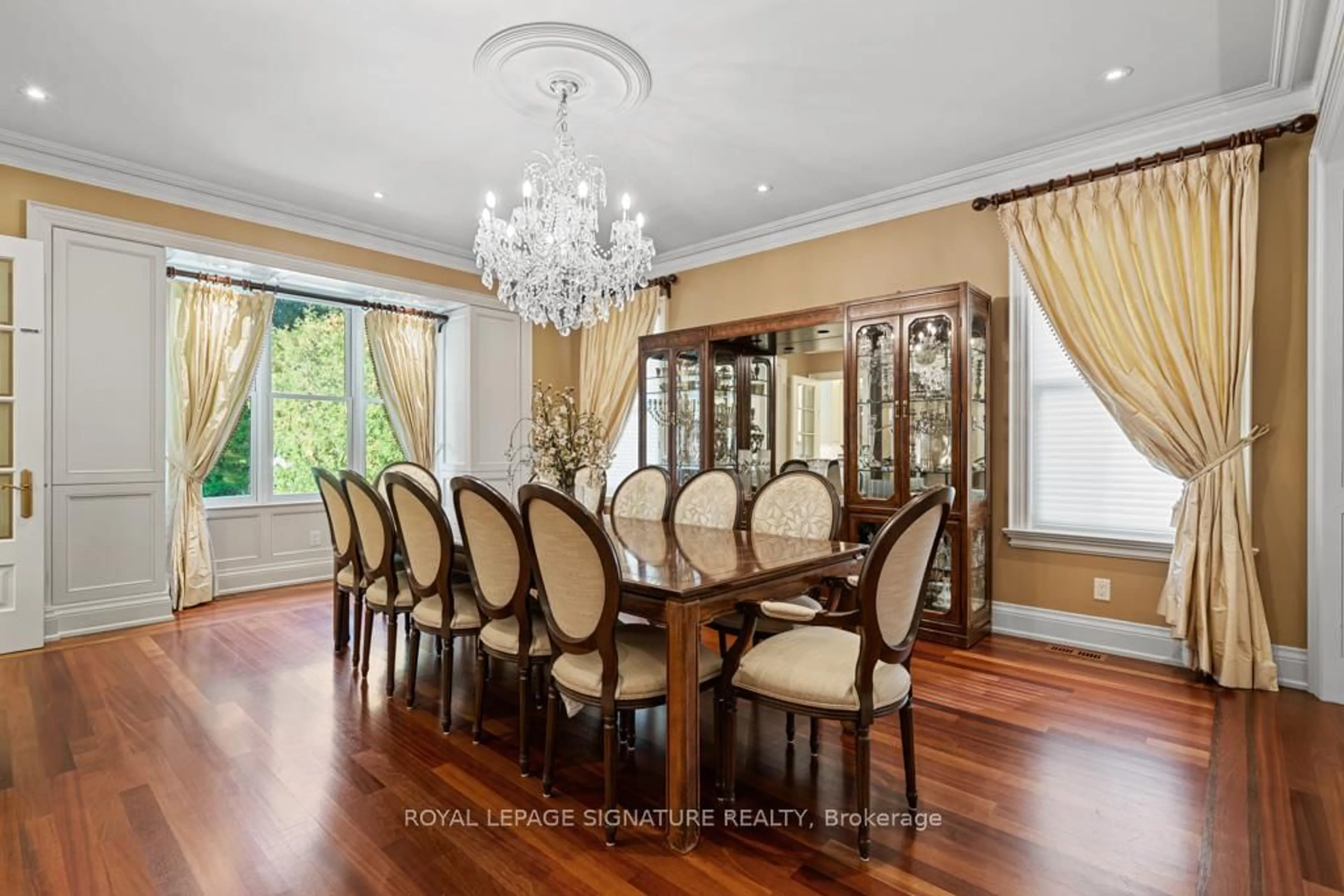 Dining room, wood/laminate floor for 428 Glengrove Ave, Toronto Ontario M5N 1X2