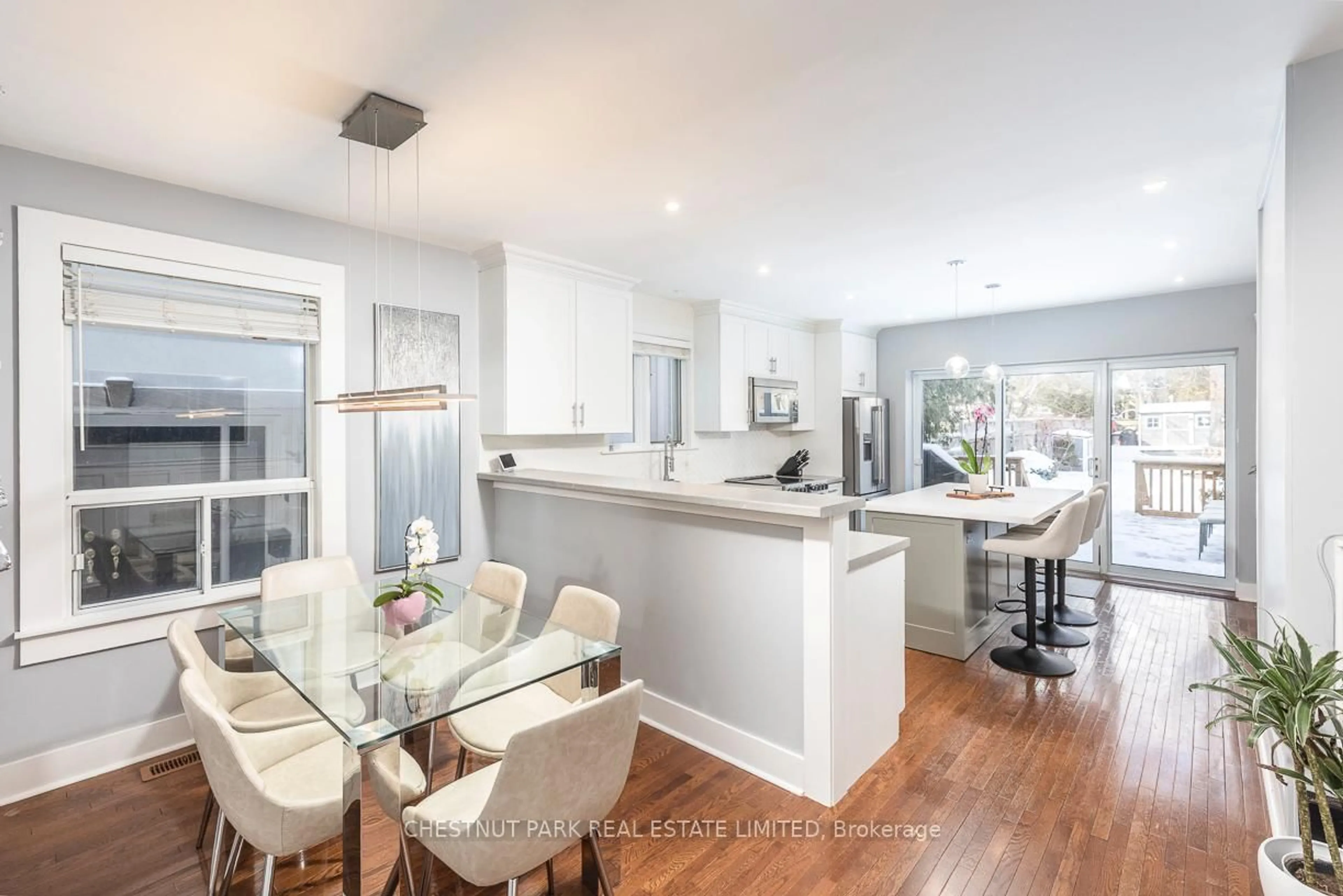 Open concept kitchen, unknown for 148 Sherwood Ave, Toronto Ontario M4P 2A8