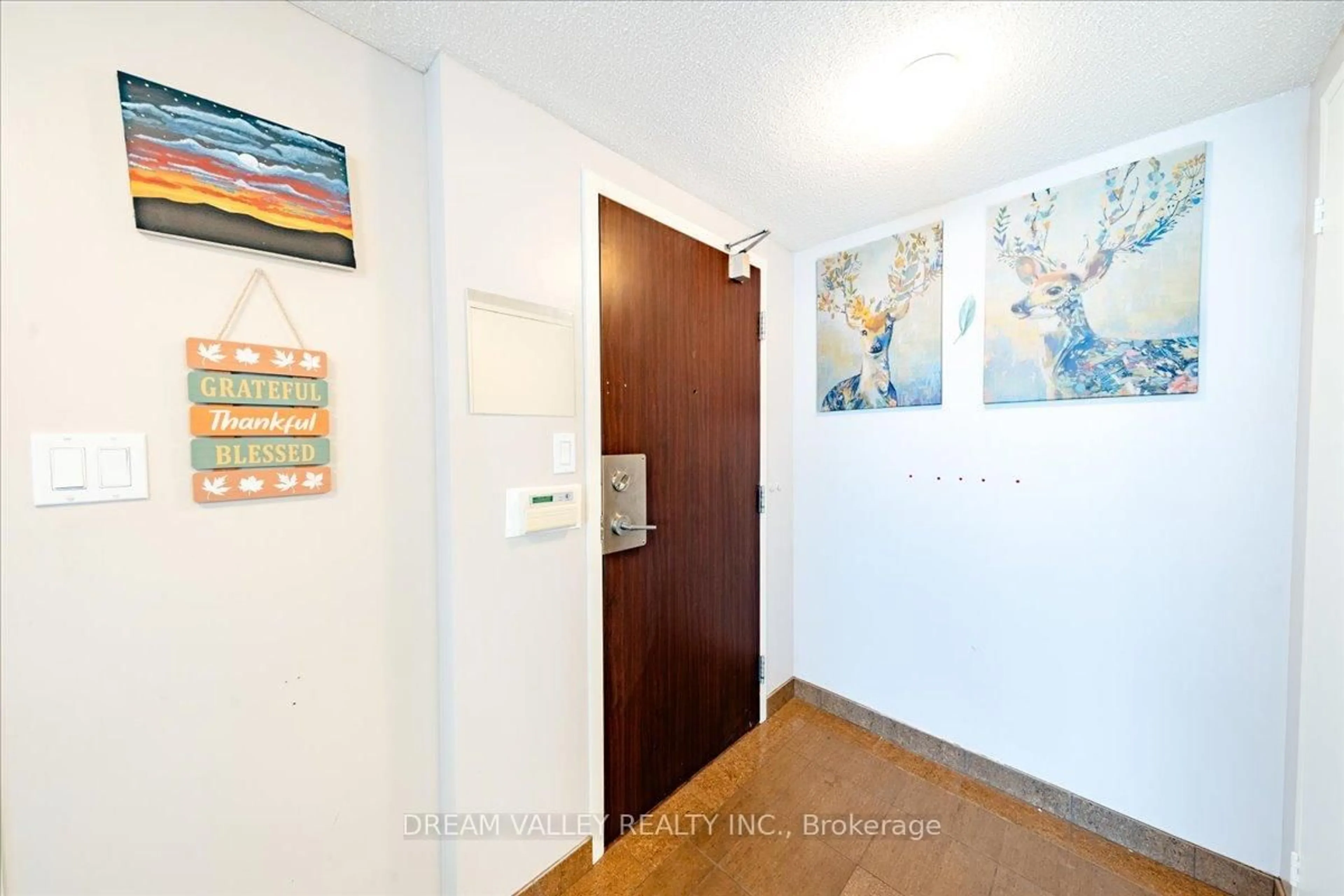 Indoor entryway for 5765 Yonge St St #PH504, Toronto Ontario M2M 4H9