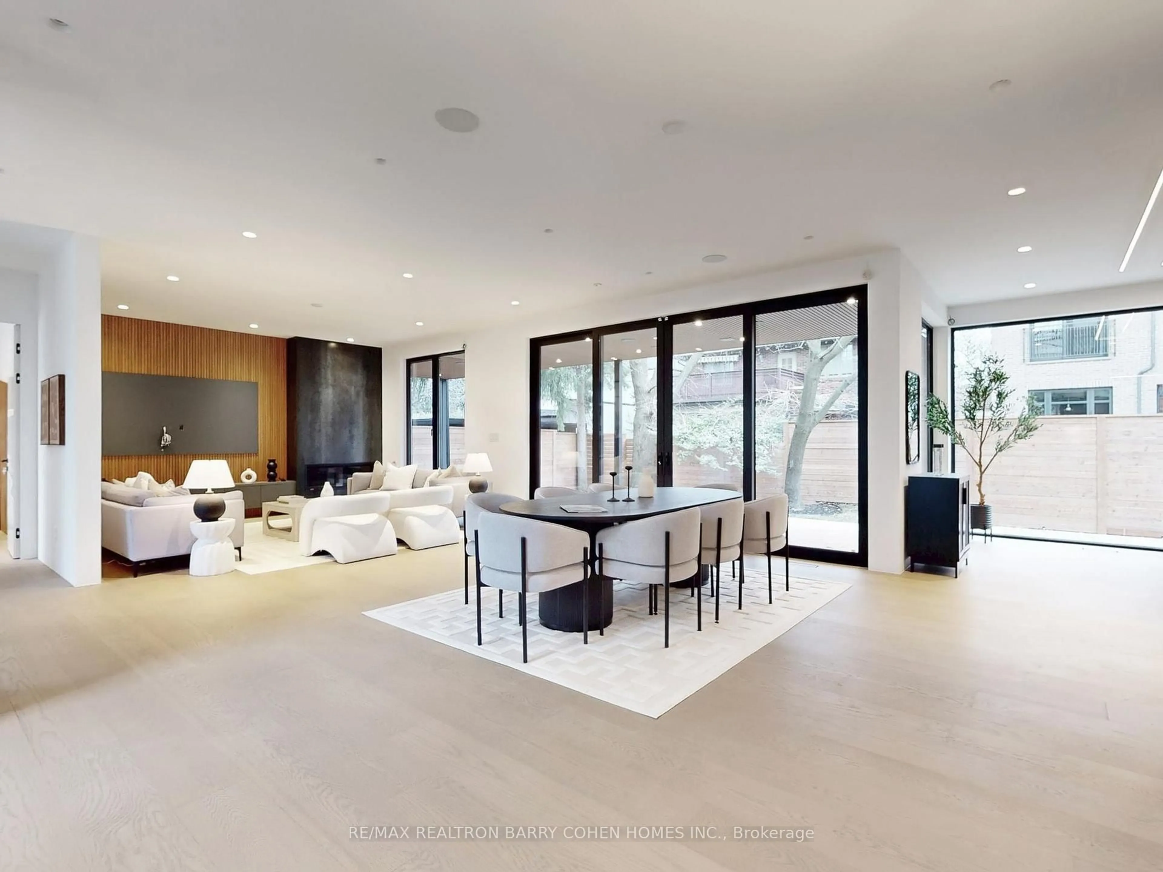 Unknown for 135 Imperial St, Toronto Ontario M5P 1C7