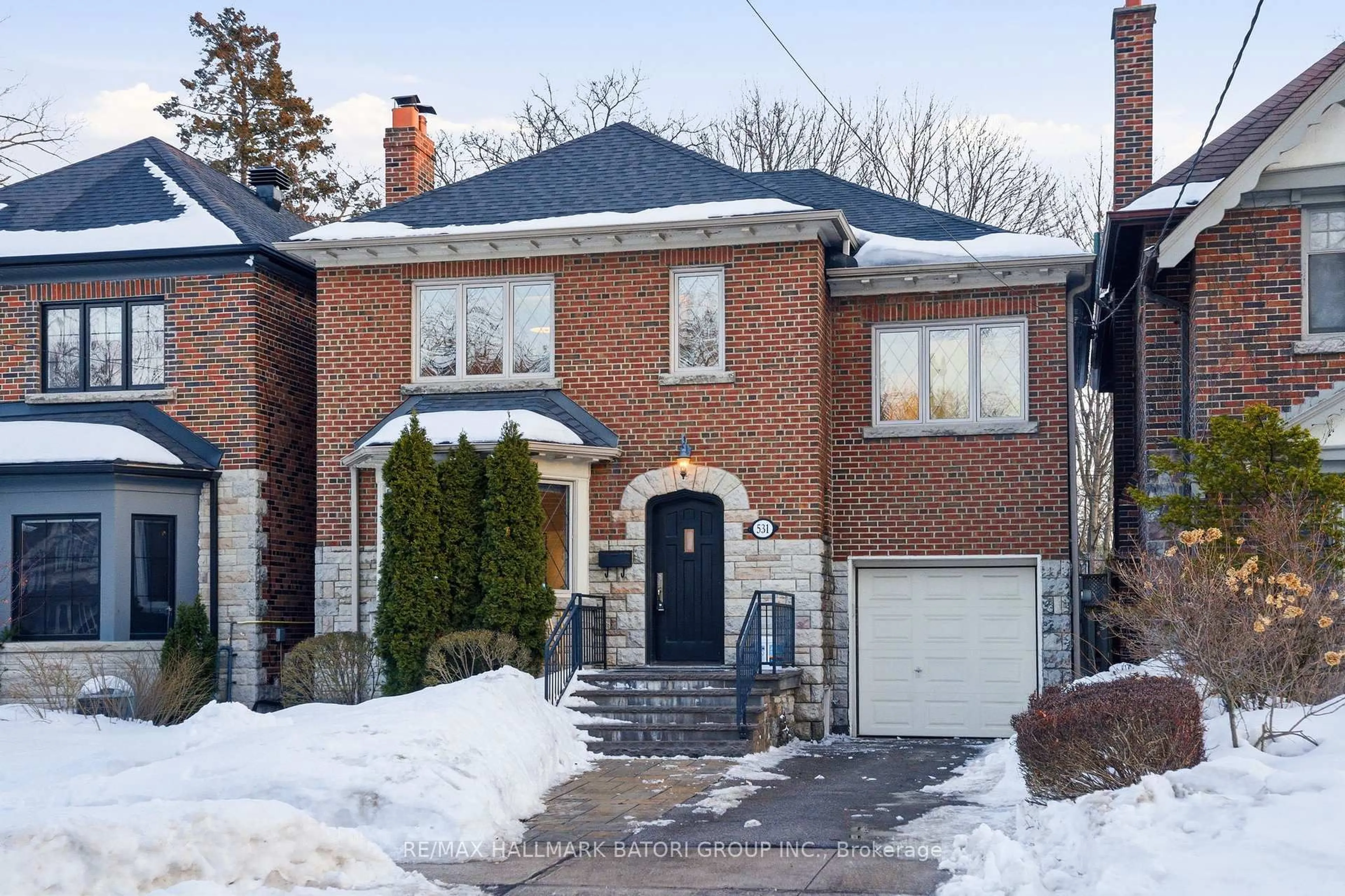 Home with brick exterior material, street for 531 Briar Hill Ave, Toronto Ontario M5N 1N1