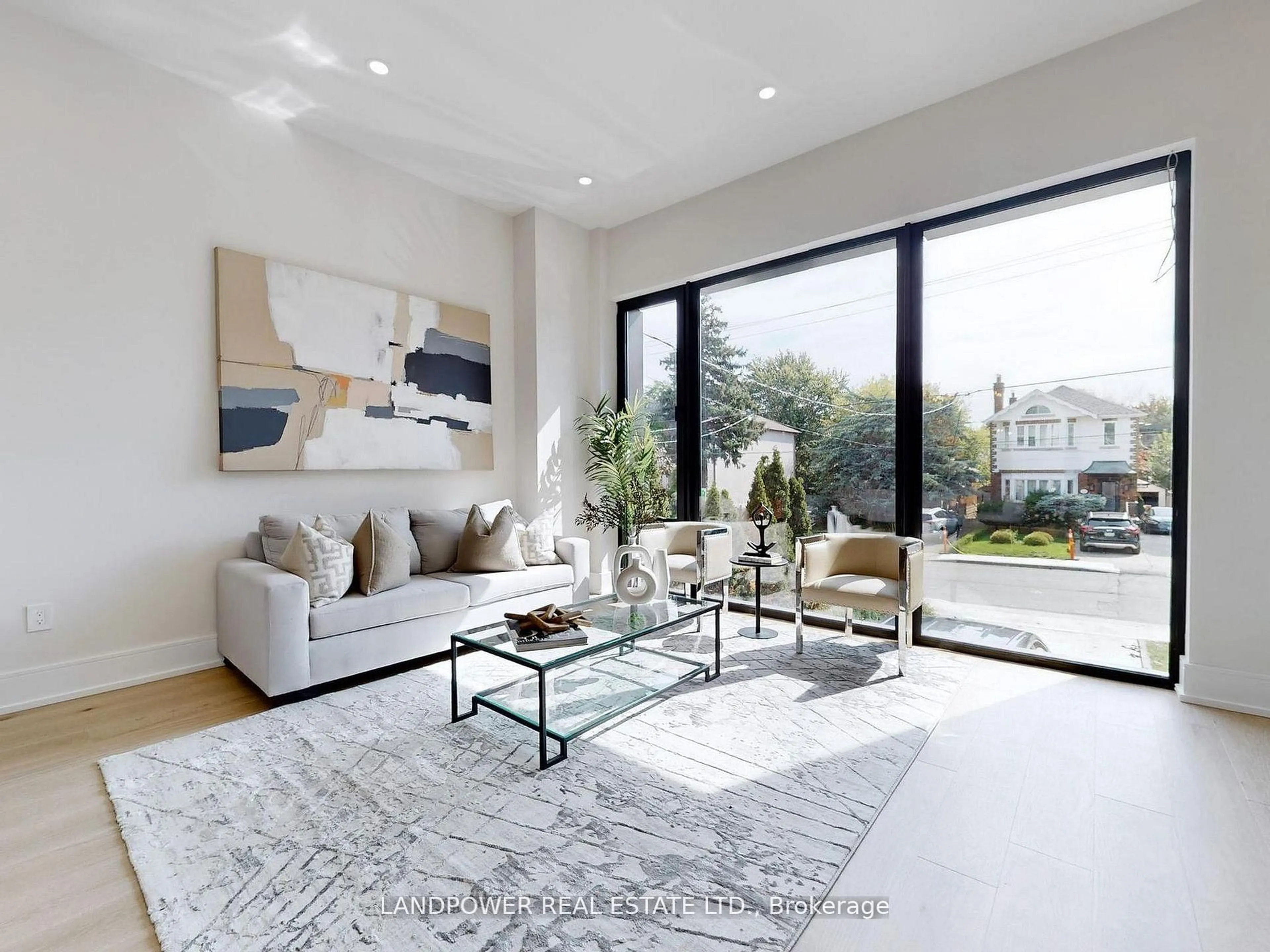 Living room with furniture, unknown for 214 Brooke Ave, Toronto Ontario M5M 2K6