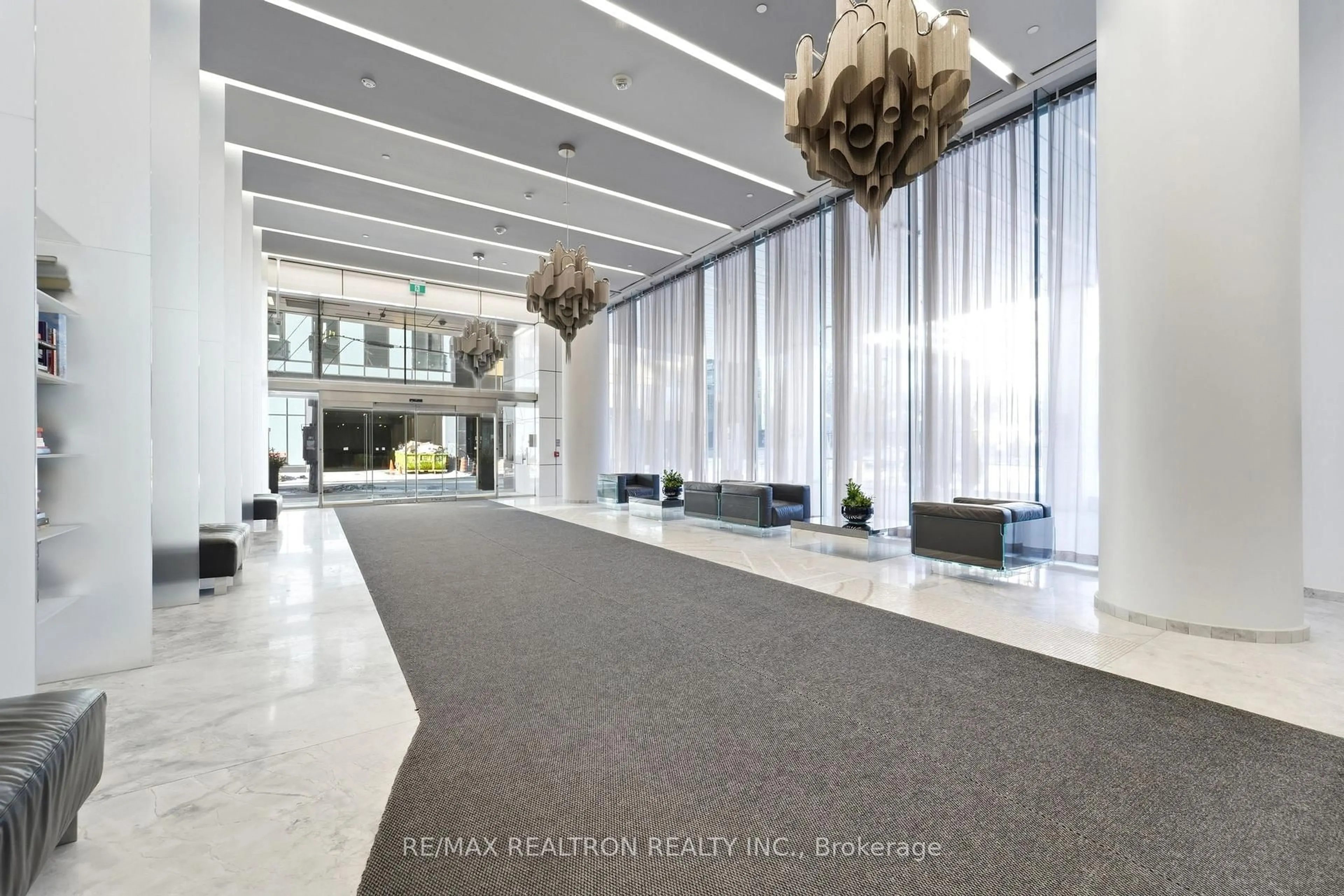 Lobby for 5 Soudan Ave #1907, Toronto Ontario M4S 1V5