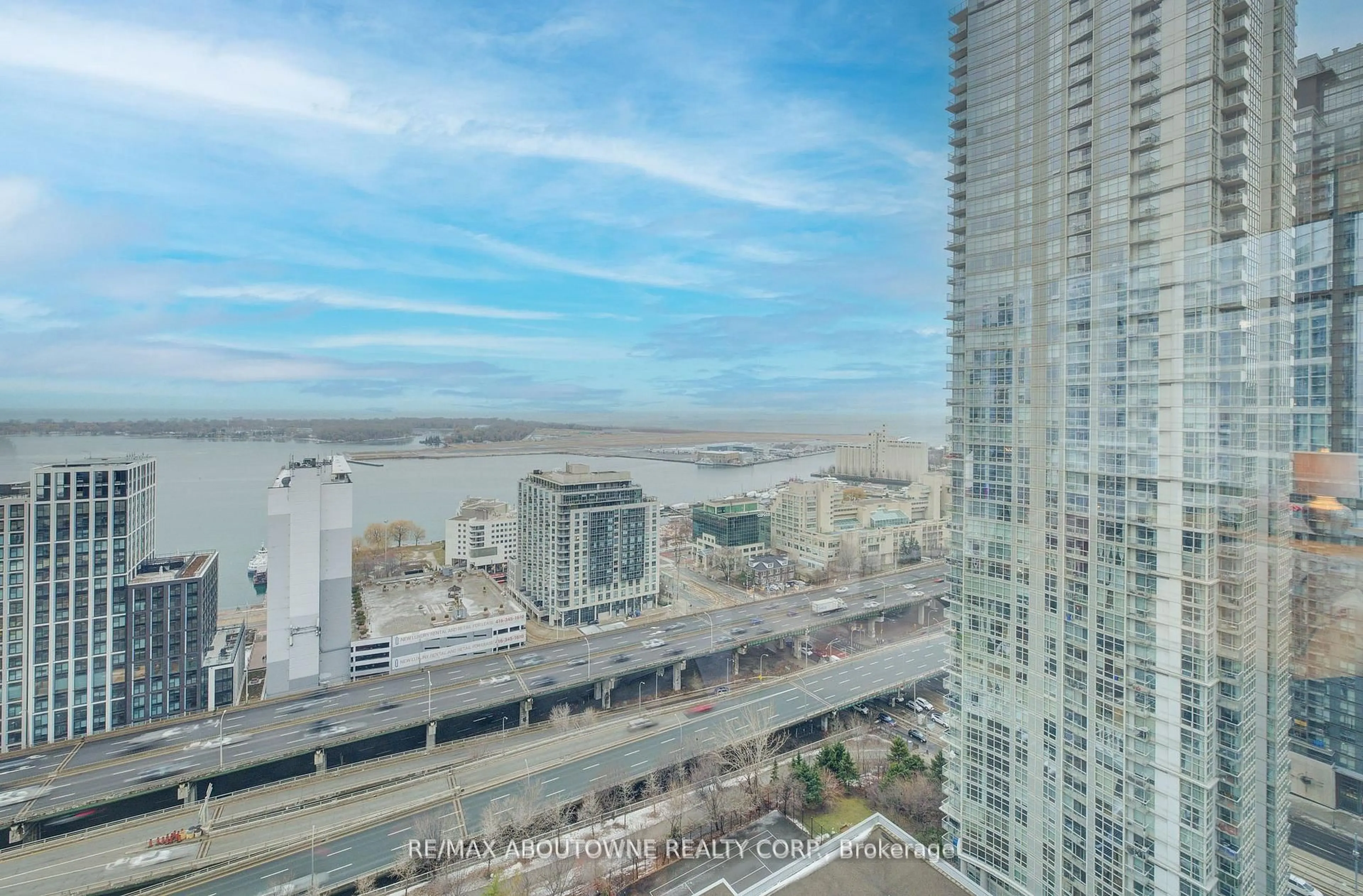 Unknown for 3 Navy Wharf Crt #Ph02, Toronto Ontario M5V 3V1