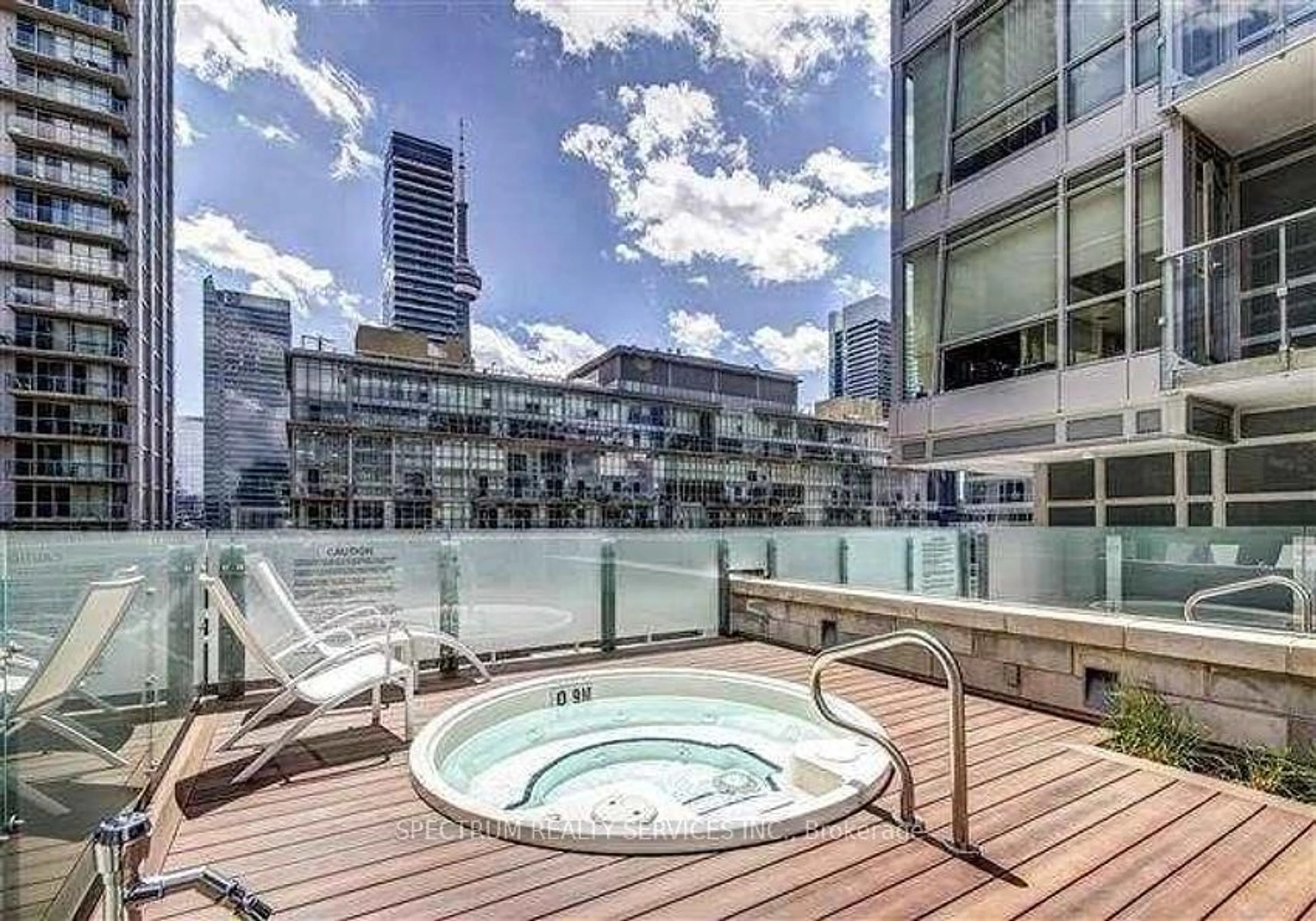 Pool for 199 Richmond St #417, Toronto Ontario M5V 0H4