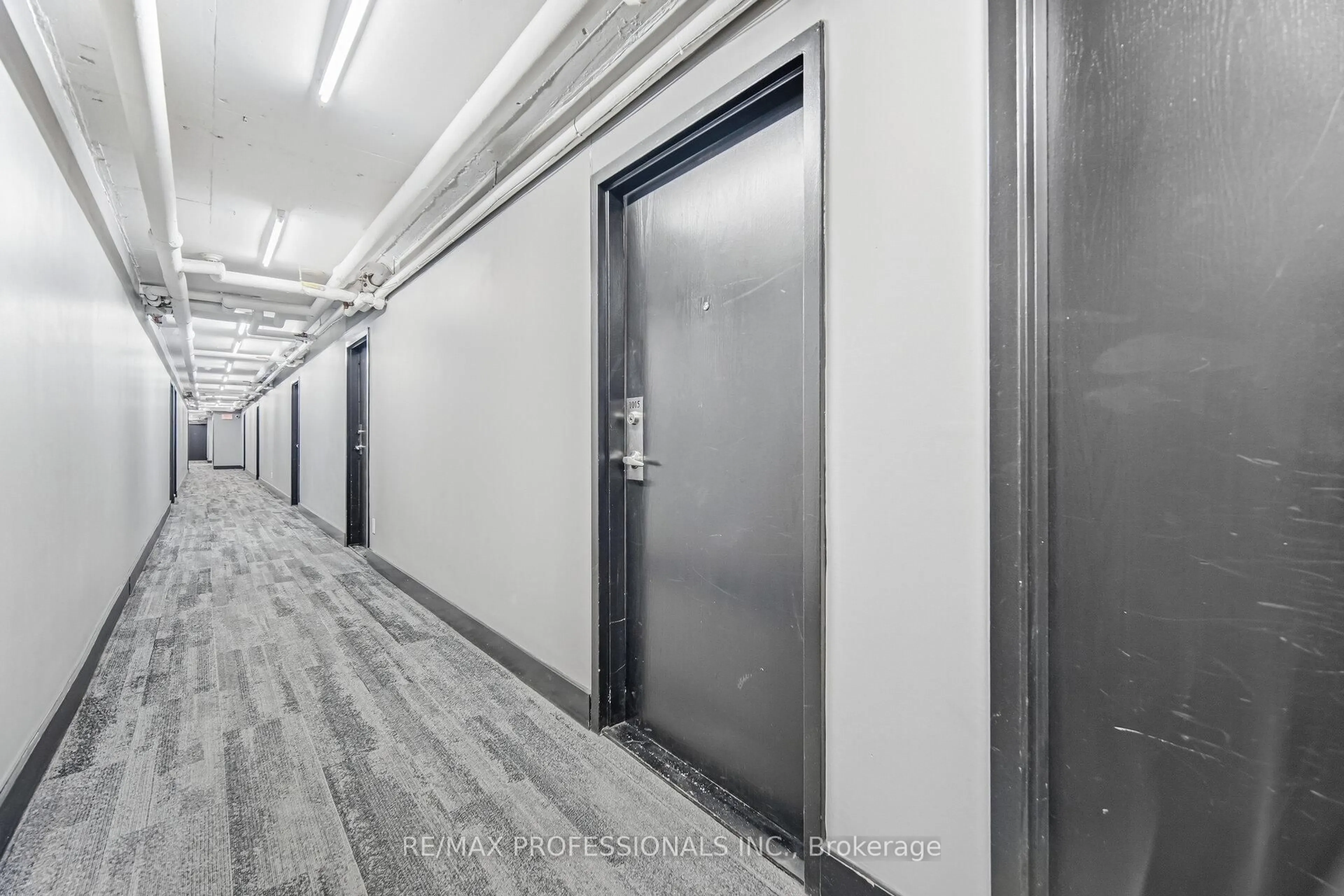 Indoor foyer for 38 Joe Shuster Way #1015, Toronto Ontario M6K 0A5