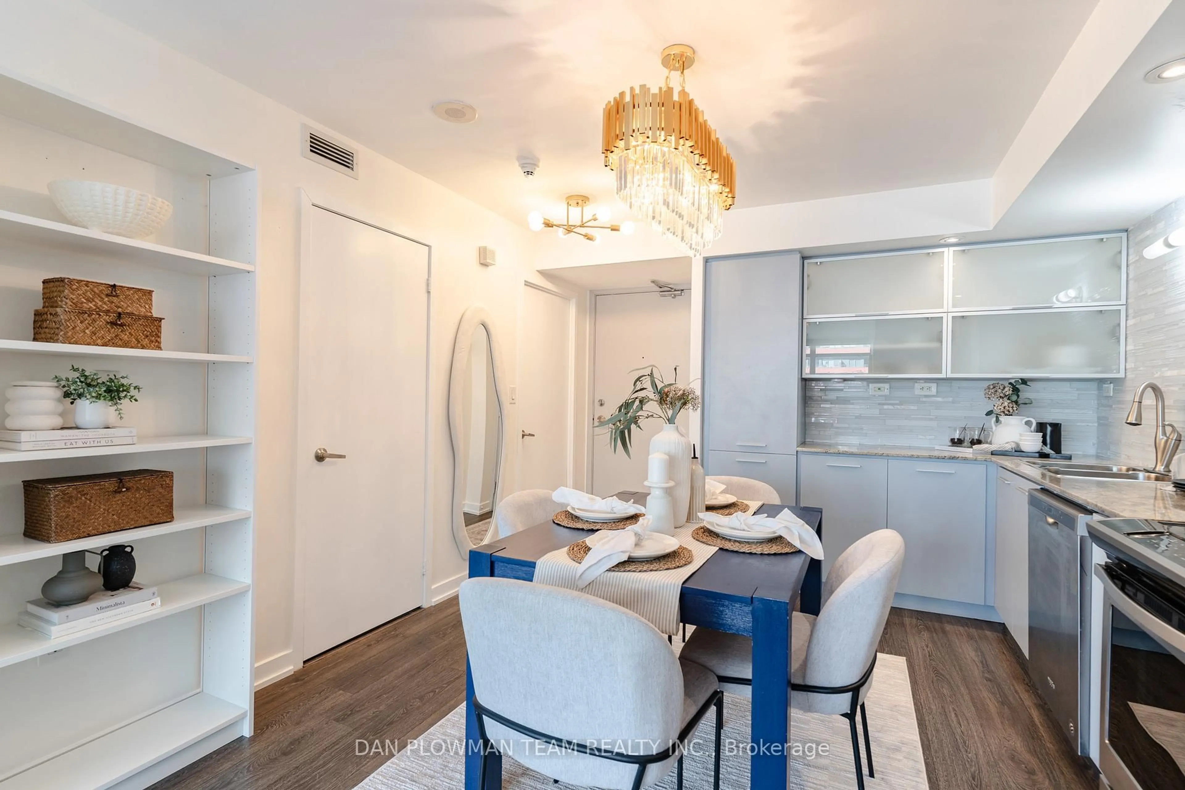 Dining room, unknown for 8 Telegram Mews #1006, Toronto Ontario M5V 3Z5