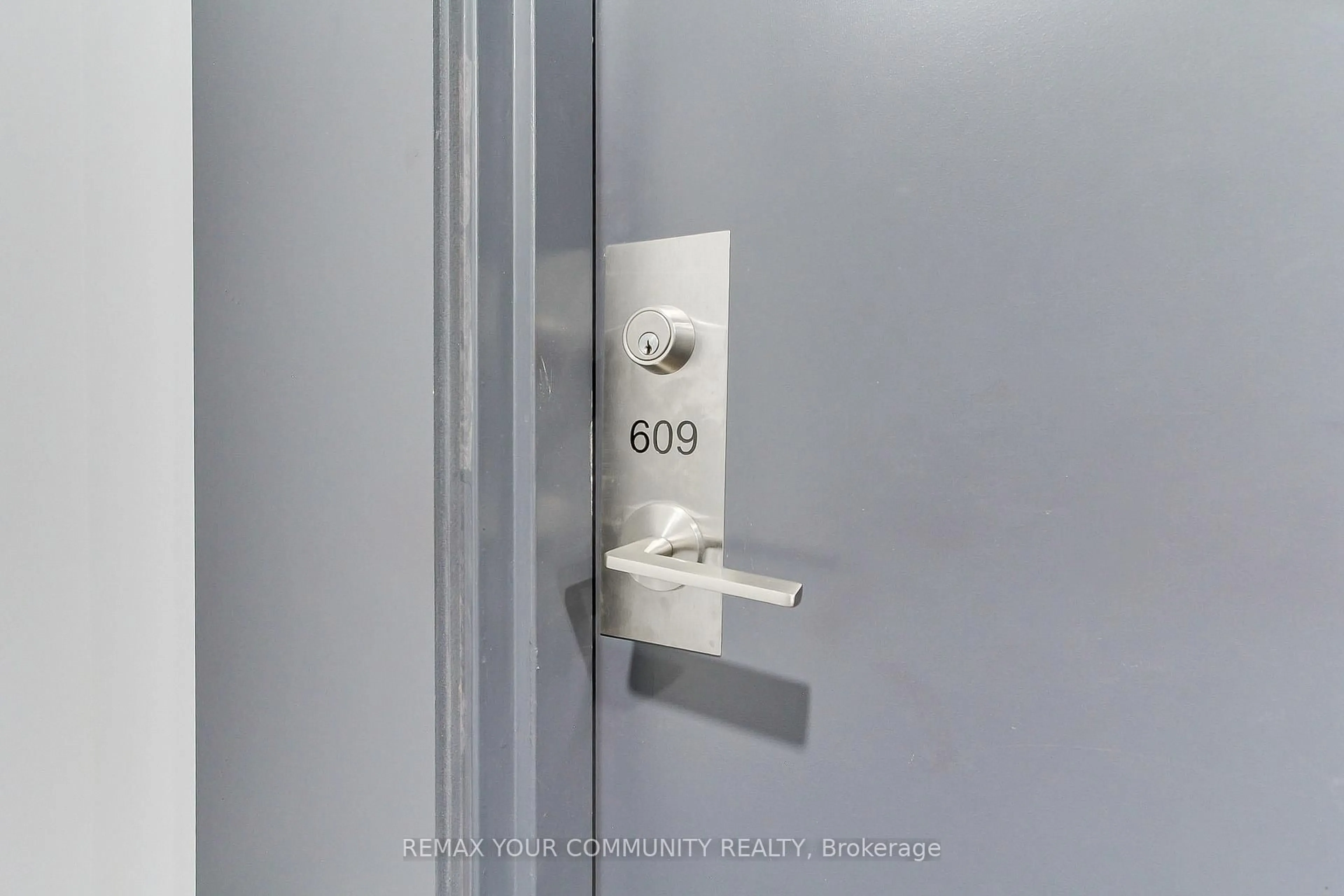 Unknown for 3237 Bayview Ave #609, Toronto Ontario M2K 0G1