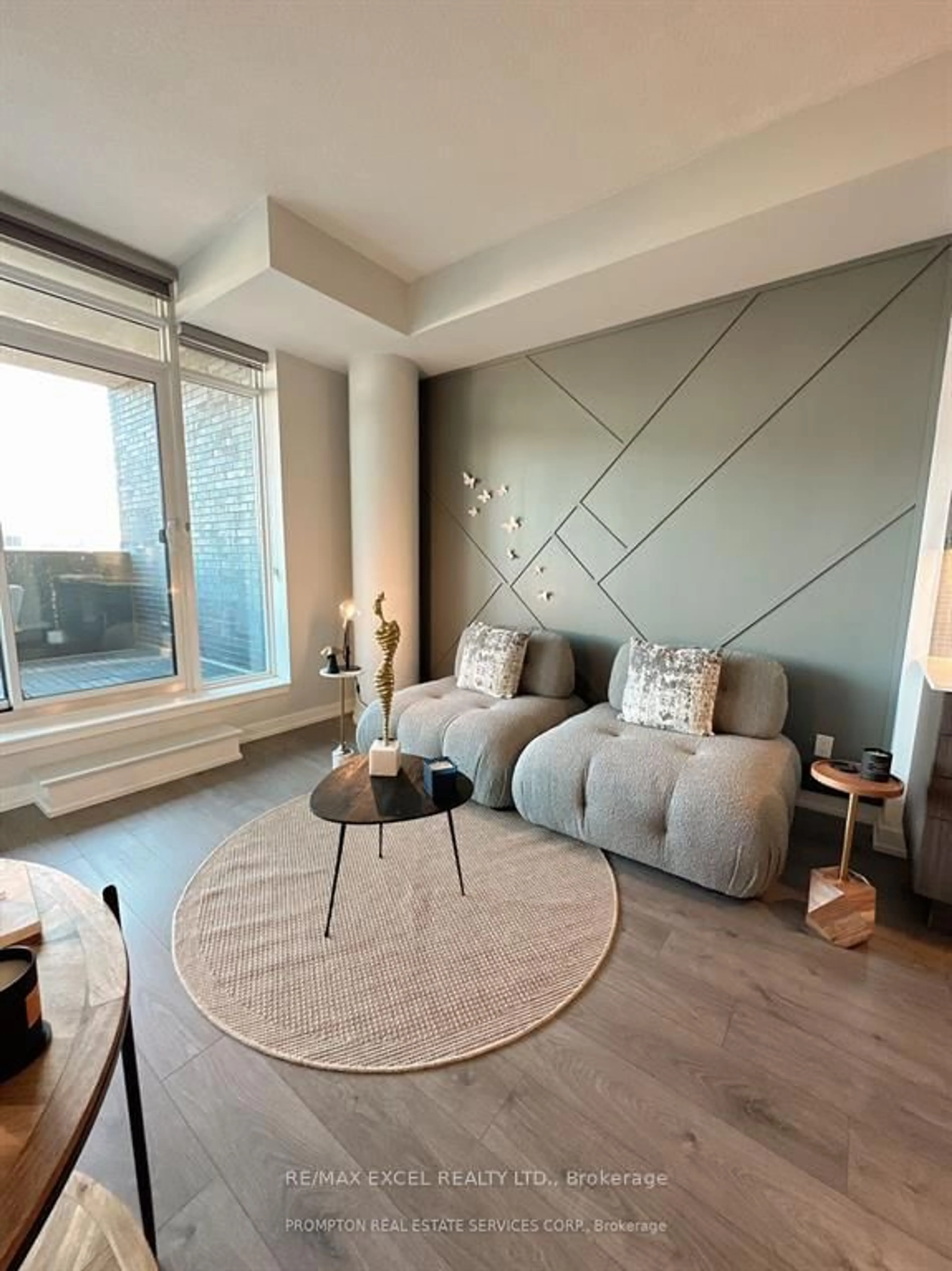 Living room with furniture, unknown for 297 College St #503, Toronto Ontario M5T 0C2