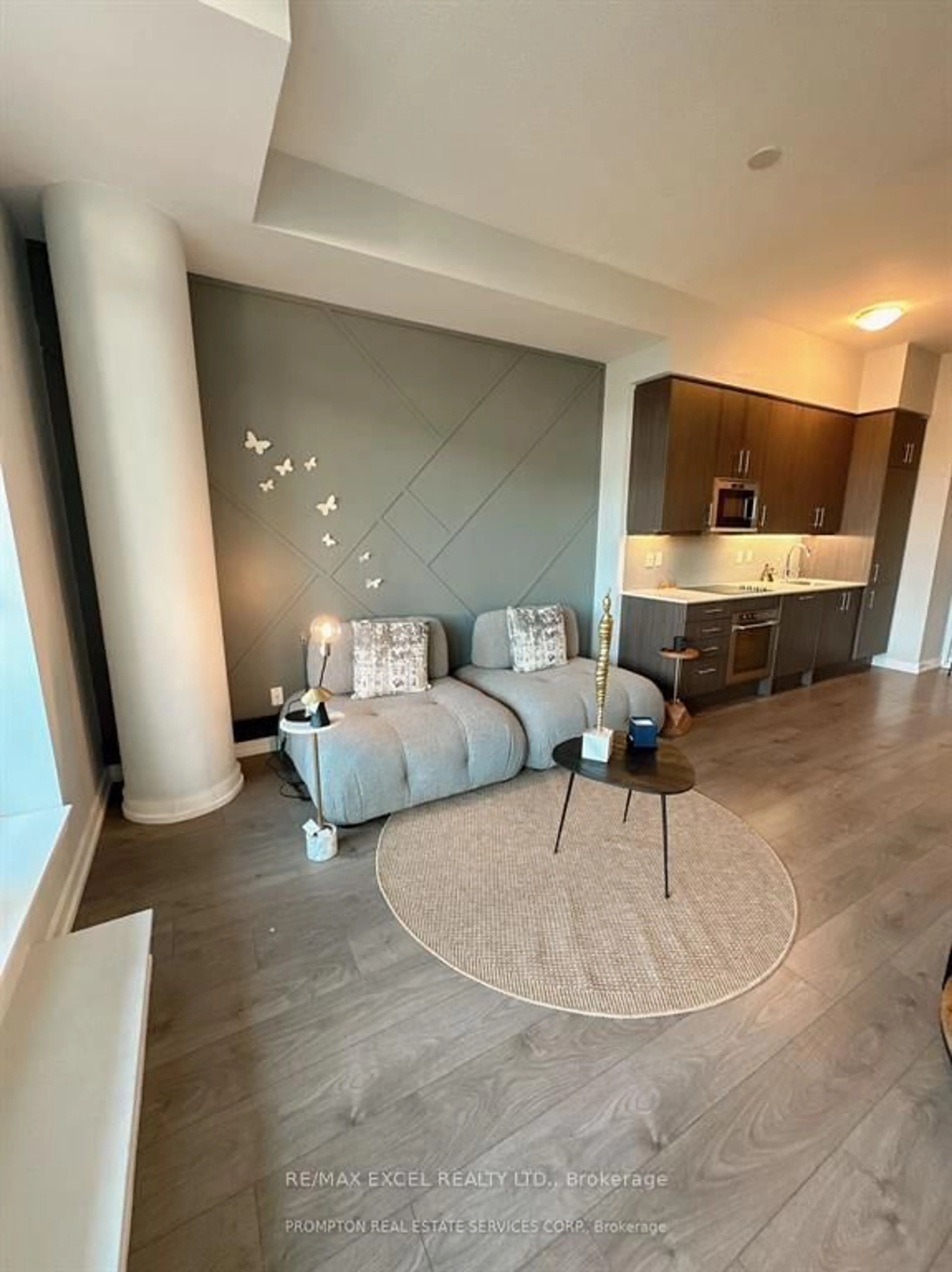 Living room with furniture, unknown for 297 College St #503, Toronto Ontario M5T 0C2