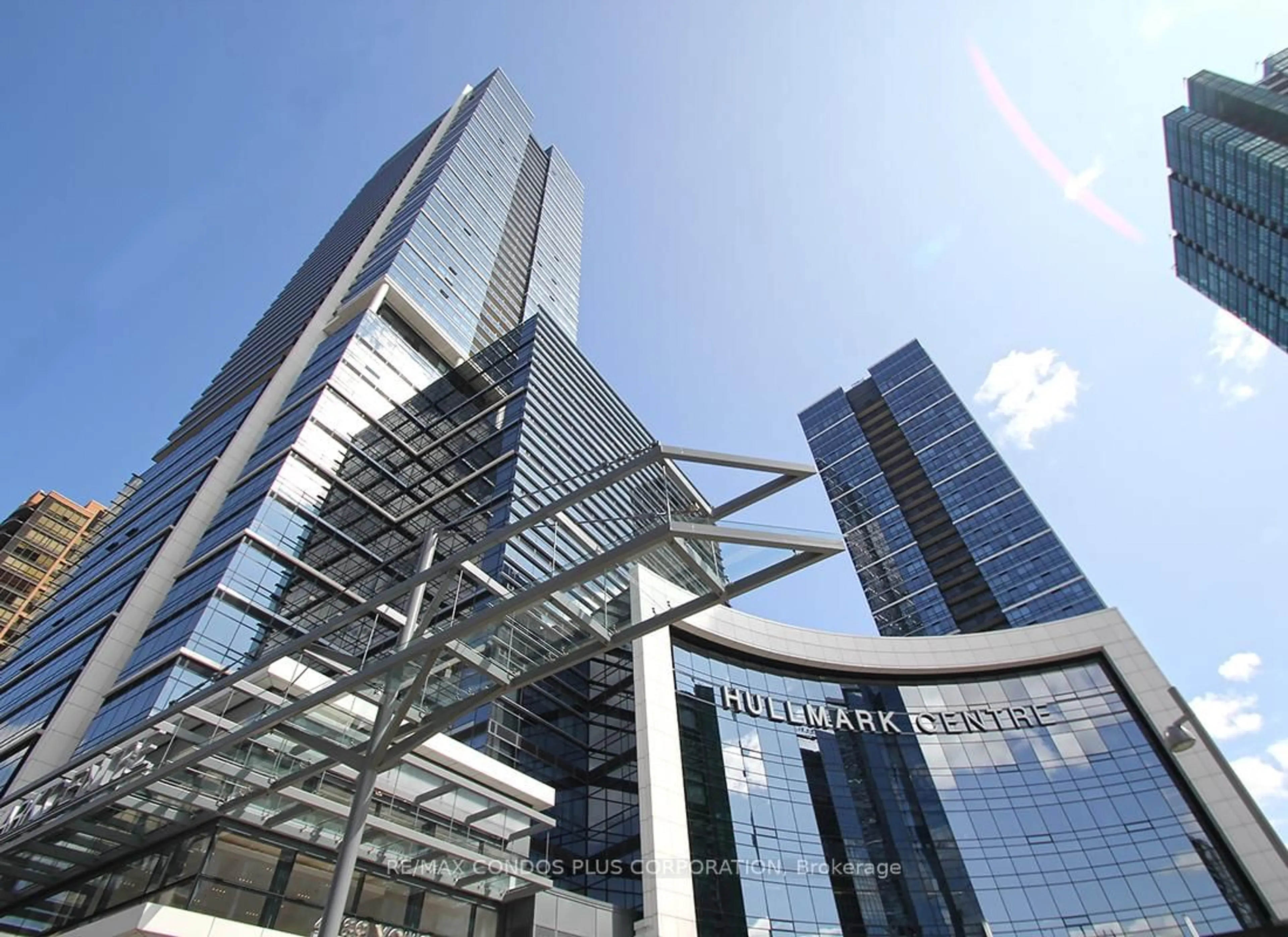 Indoor foyer for 5 Sheppard Ave #3721, Toronto Ontario M2N 0G4