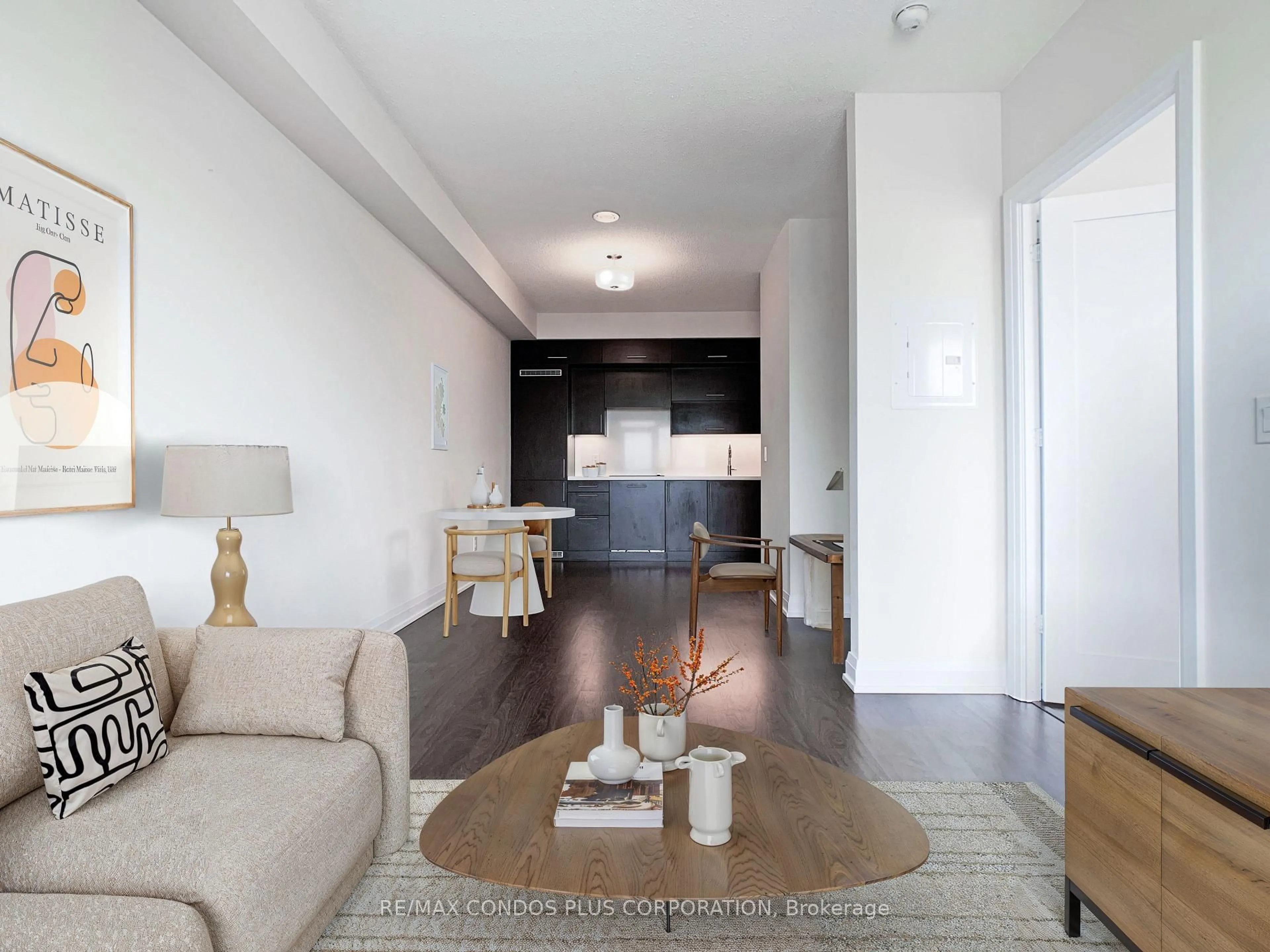 Living room with furniture, unknown for 5 Sheppard Ave #3721, Toronto Ontario M2N 0G4