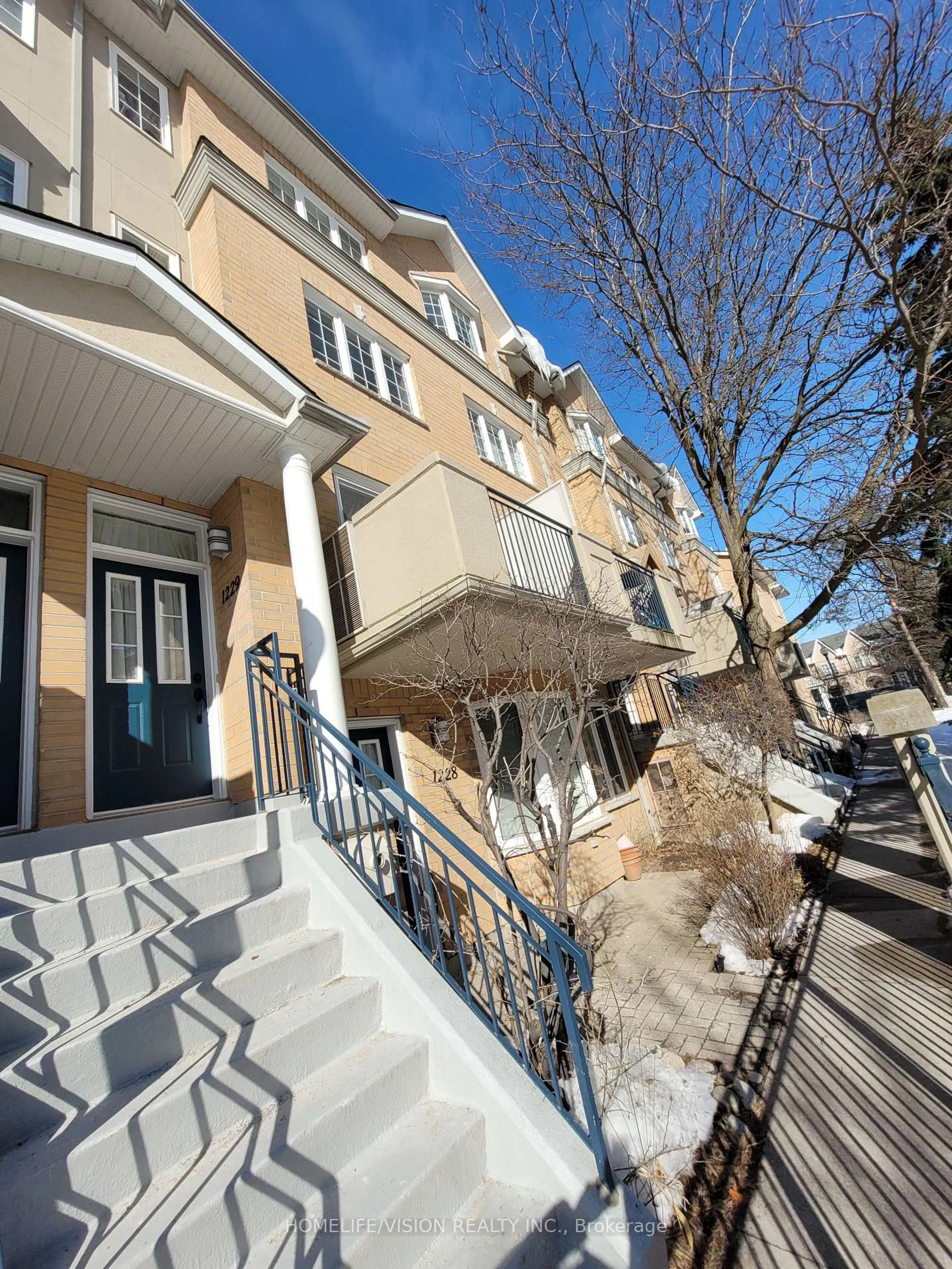 Balcony in the apartment, street for 28 Sommerset Way #1229, Toronto Ontario M2N 6W7