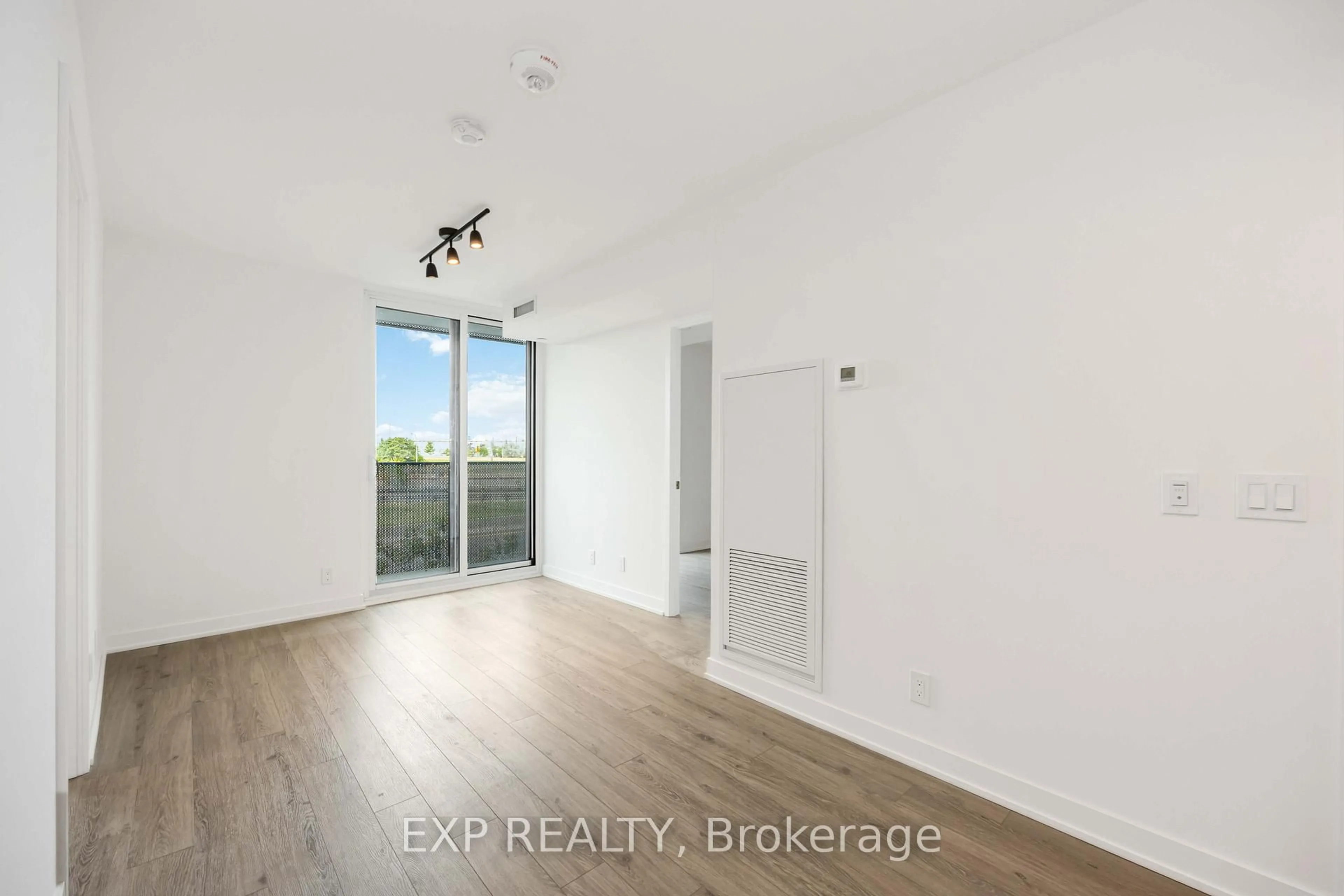 A pic of a room for 30 Tretti Way #219, Toronto Ontario M3H 0E3