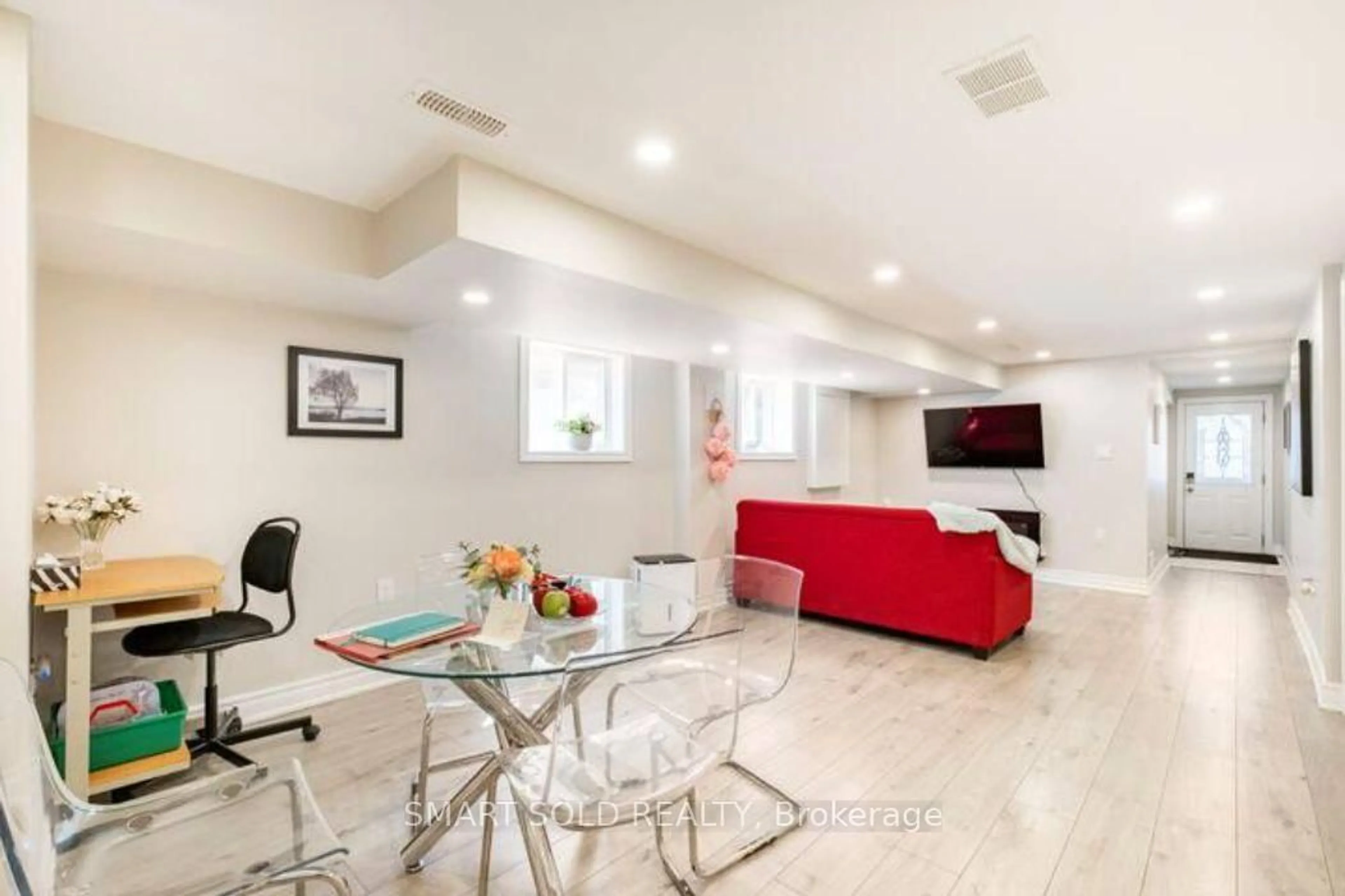 Unknown for 76 Clancy Dr, Toronto Ontario M2J 2V8