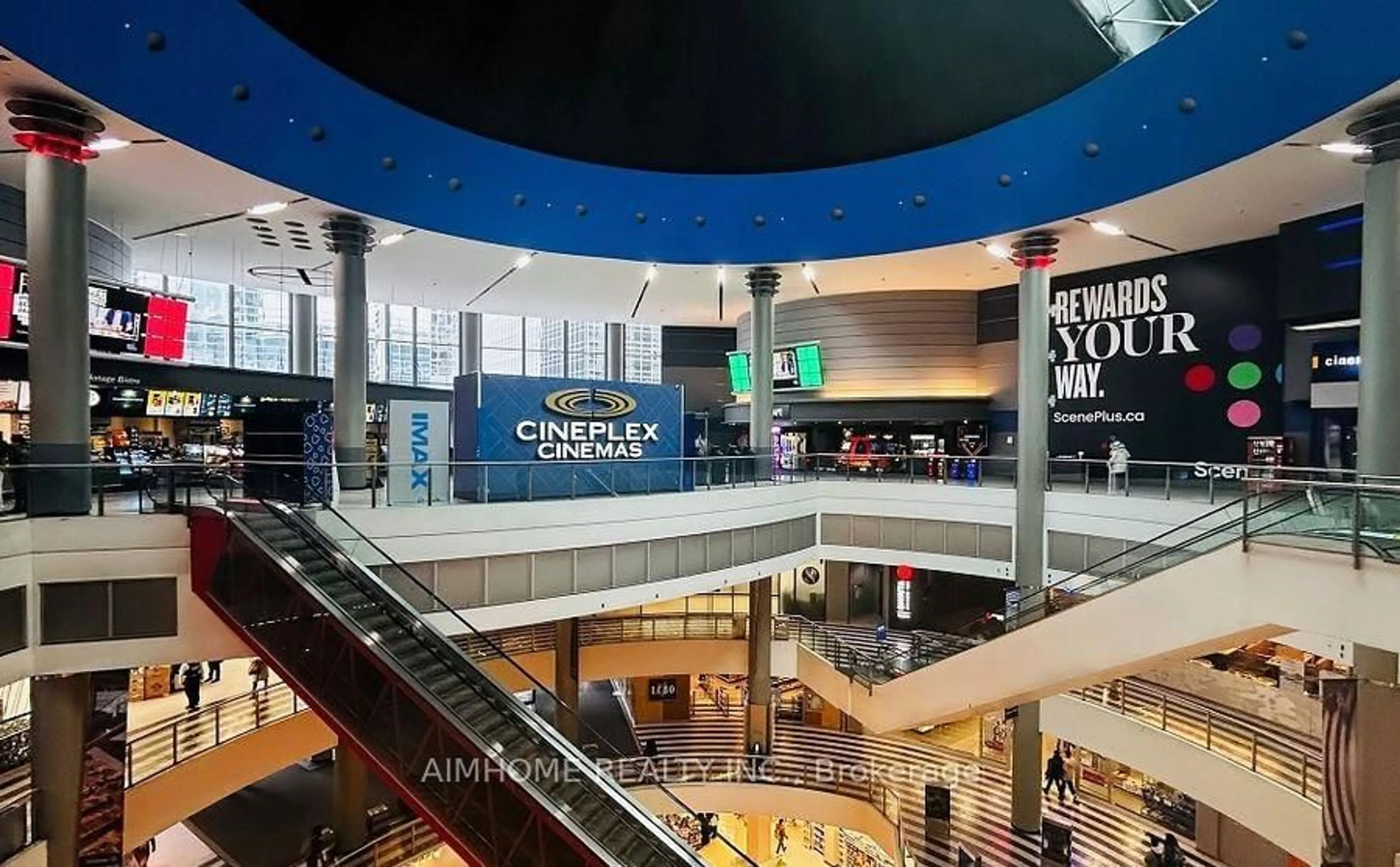 Indoor foyer for 8 Hillcrest Ave #1617, Toronto Ontario M2N 6Y6