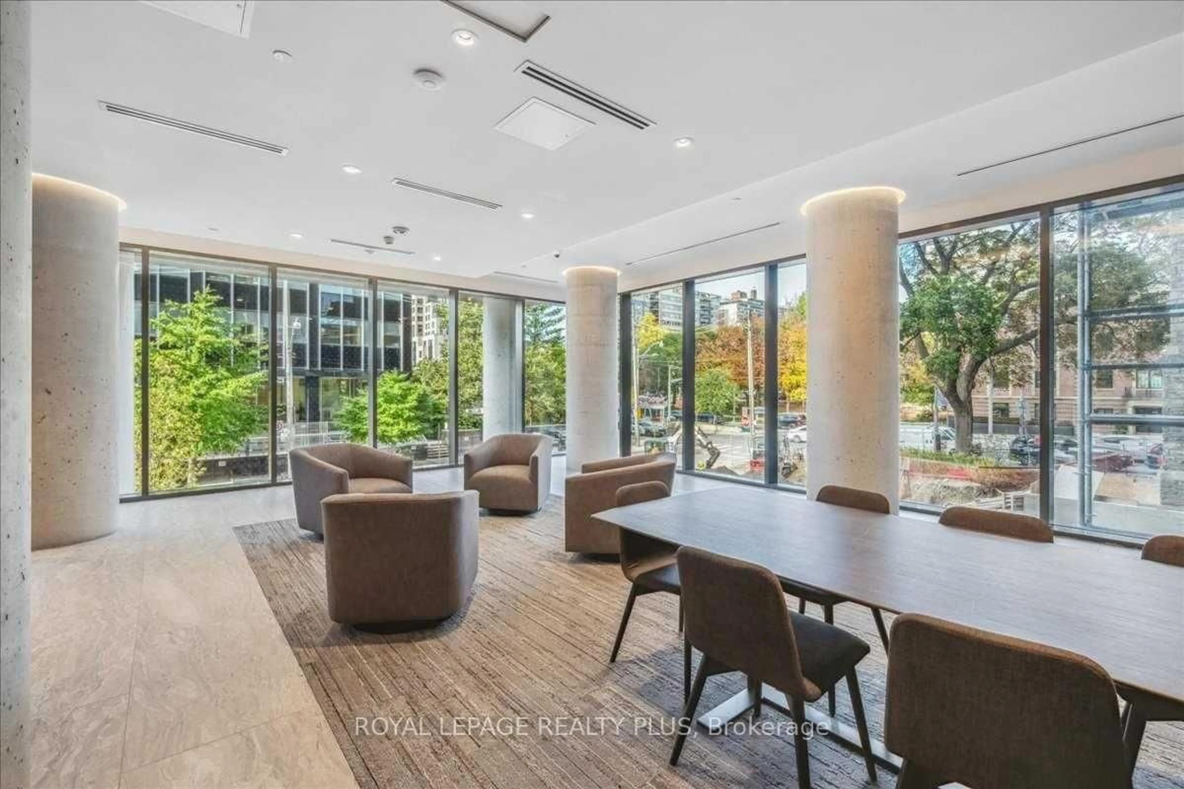 Lobby for 99 Foxbar Rd #302, Toronto Ontario M4V 2G5