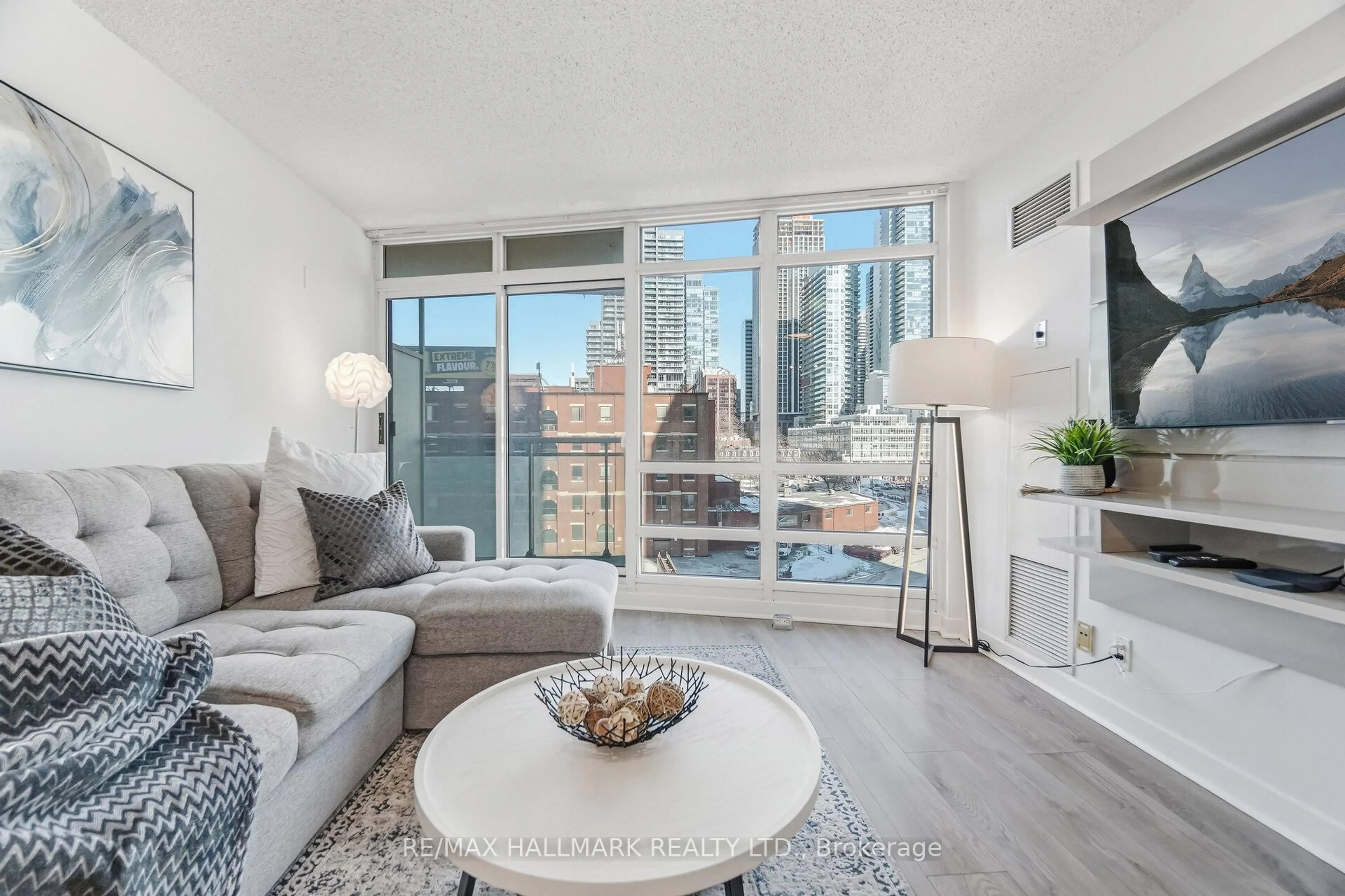 Living room with furniture, unknown for 397 Front St #708, Toronto Ontario M5V 3S1