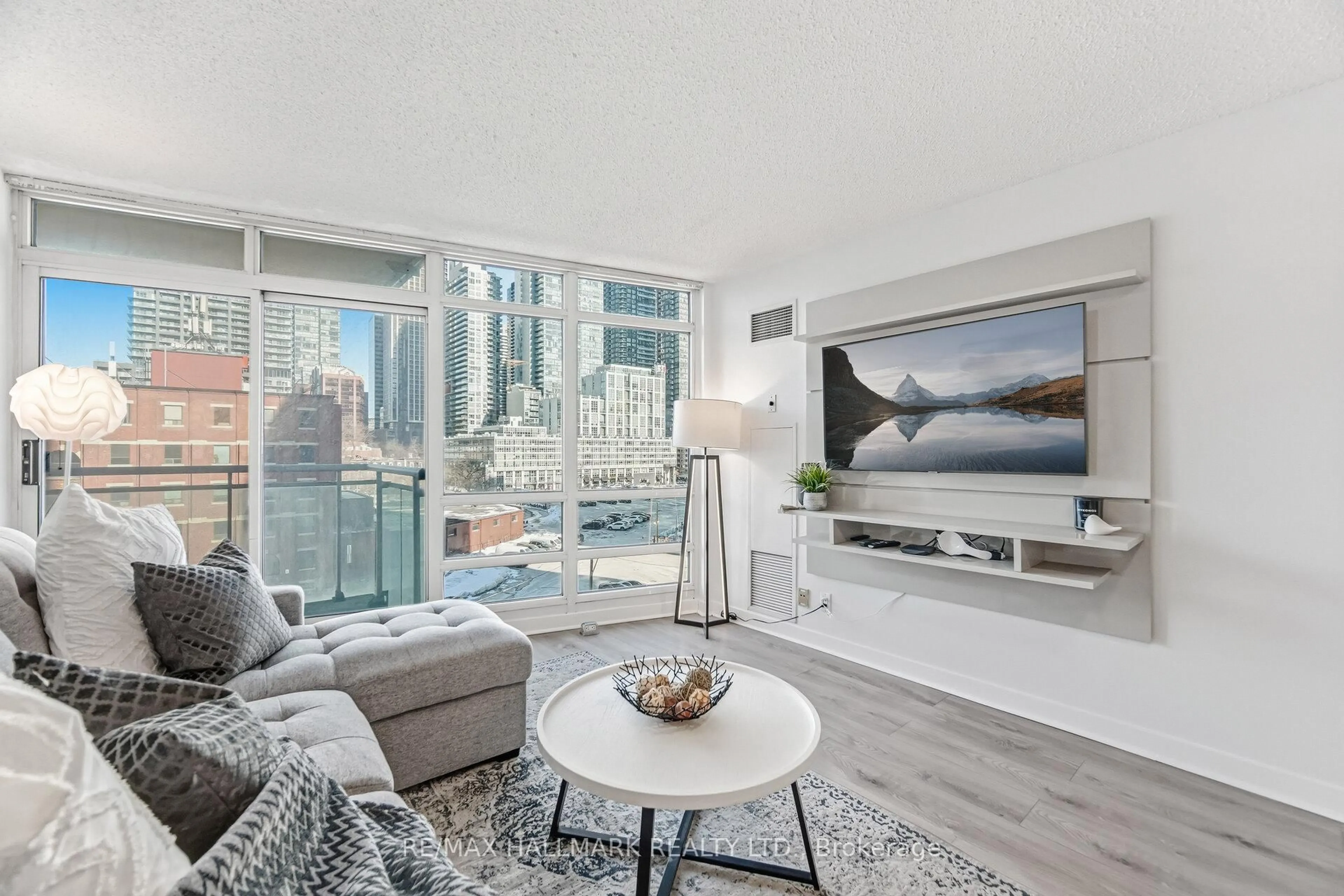 Living room with furniture, unknown for 397 Front St #708, Toronto Ontario M5V 3S1