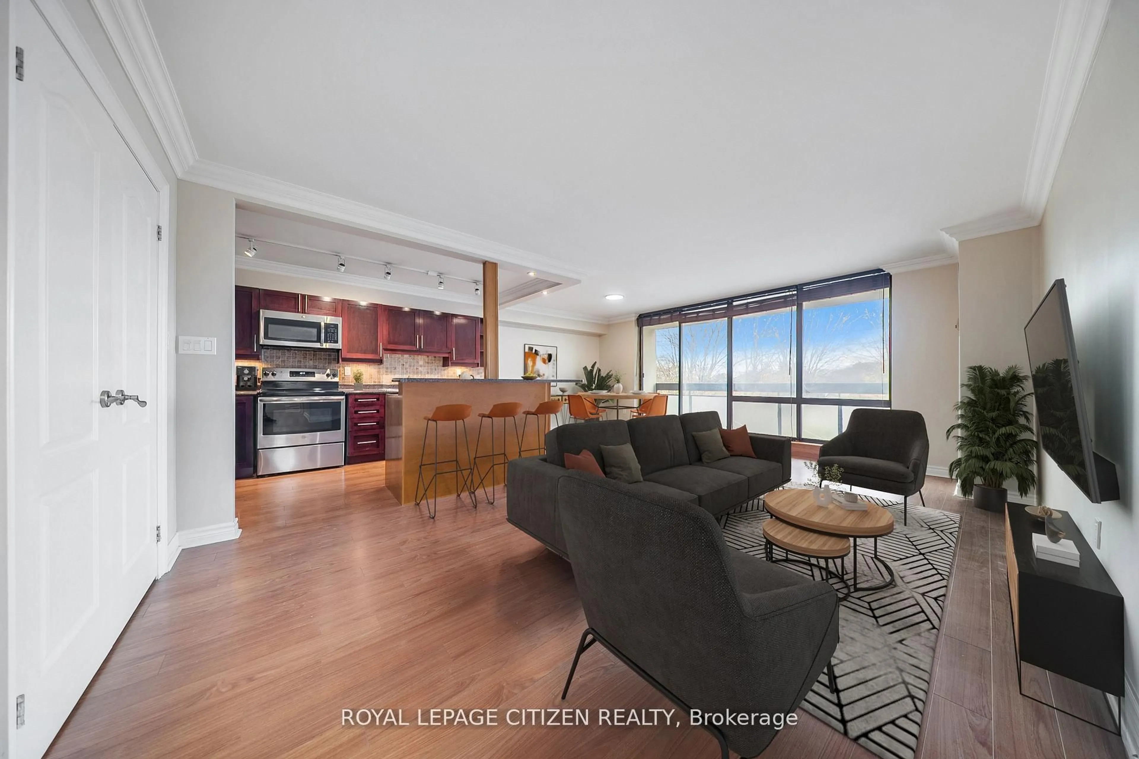 Open concept kitchen, wood/laminate floor for 260 Seneca Hill Dr #202, Toronto Ontario M2J 4S6