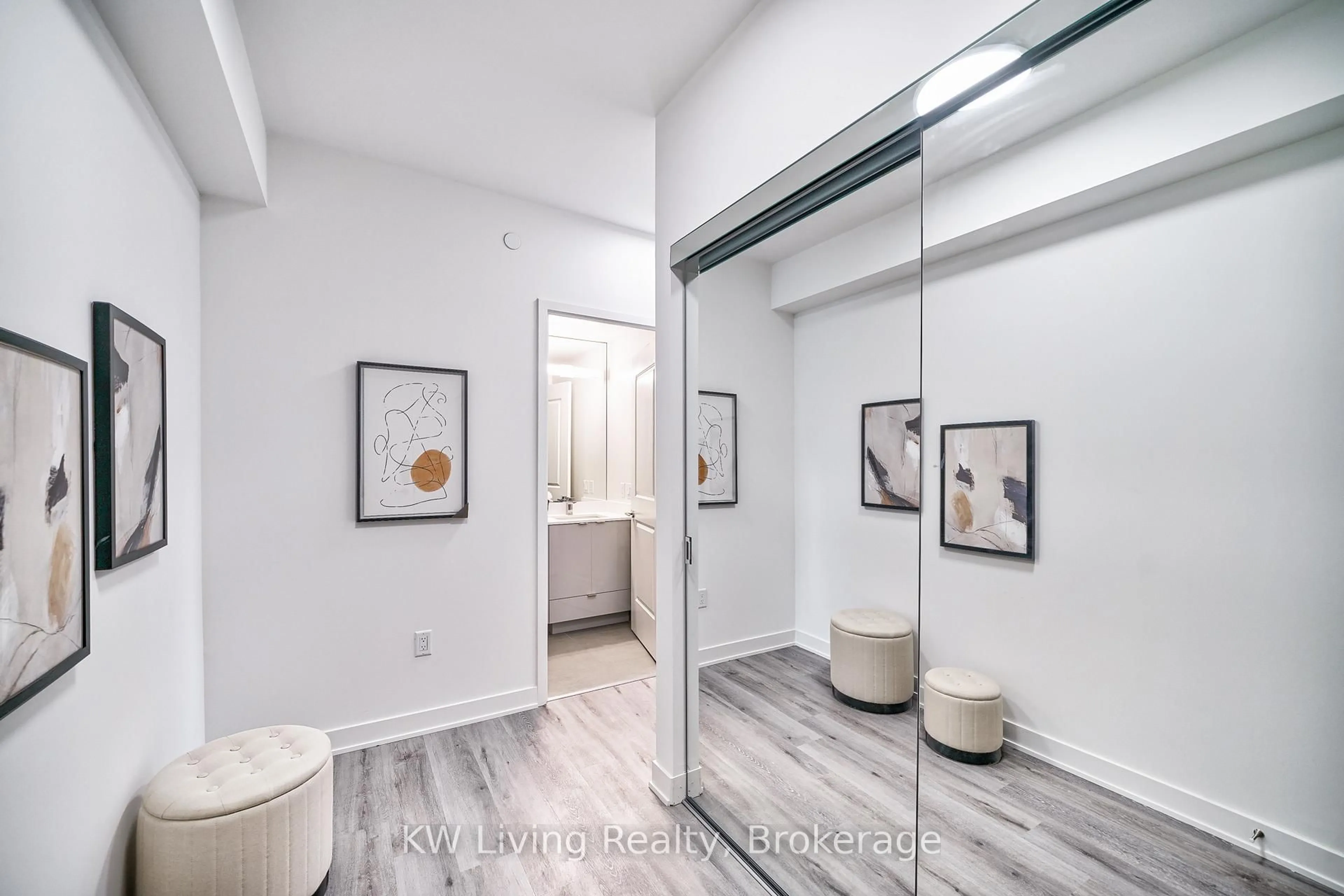 Unknown for 100 Dalhousie St #2701, Toronto Ontario M5B 0C7