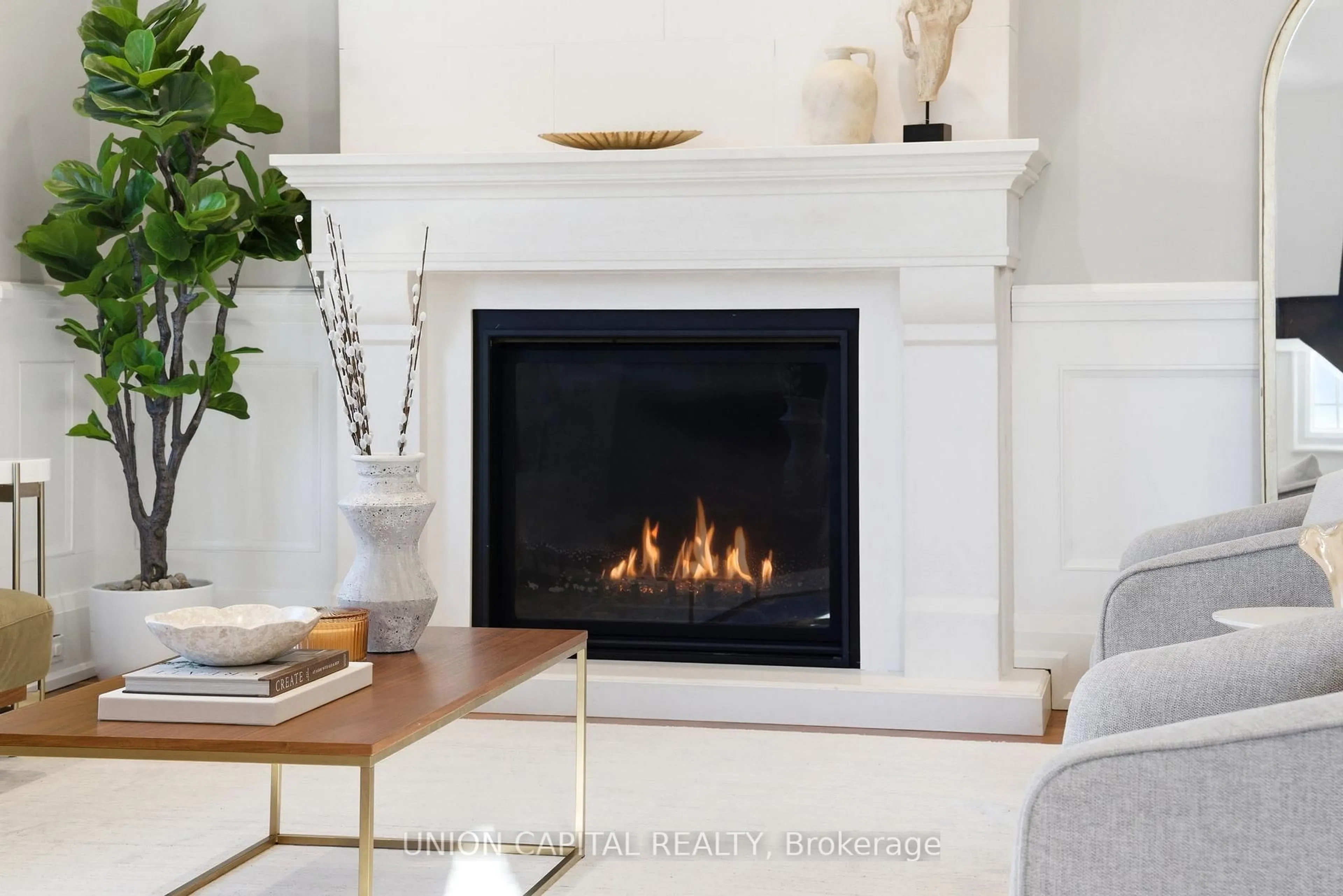 Unknown for 87 McGillivray Ave, Toronto Ontario M5M 2Y5