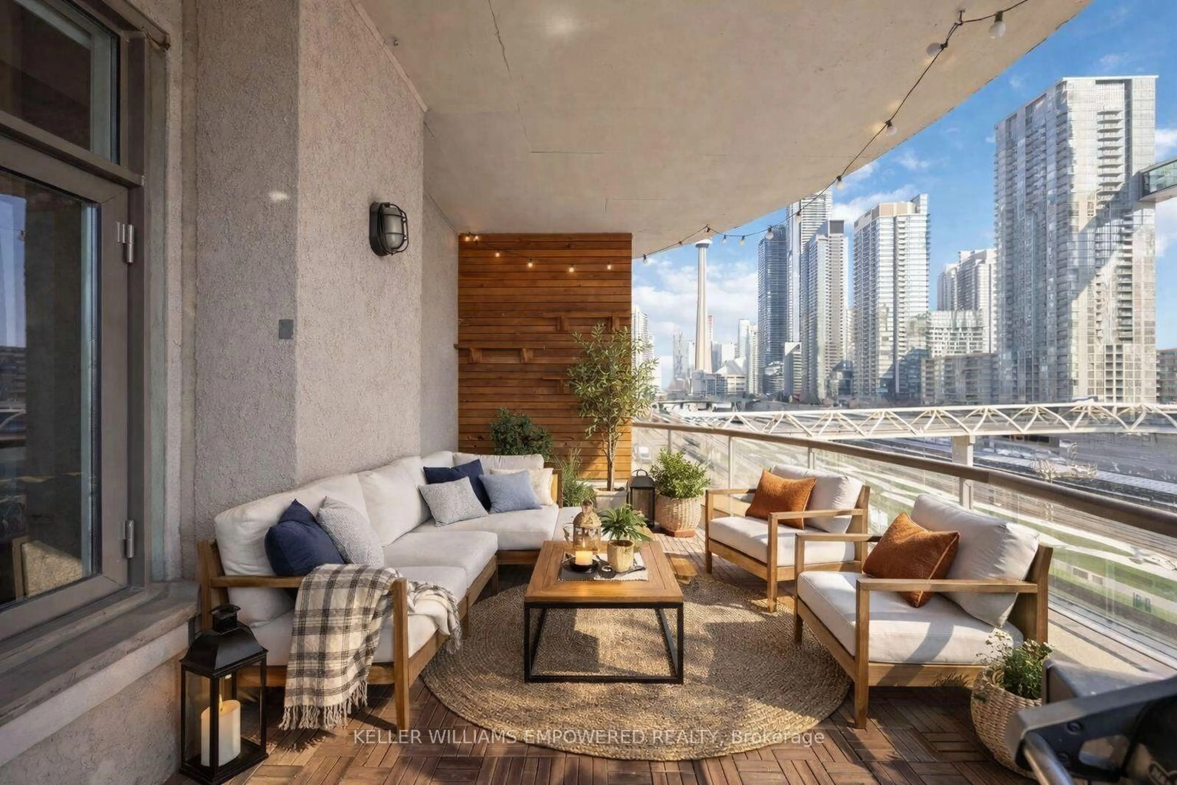 Unknown for 550 Front St #401, Toronto Ontario M5V 3N5