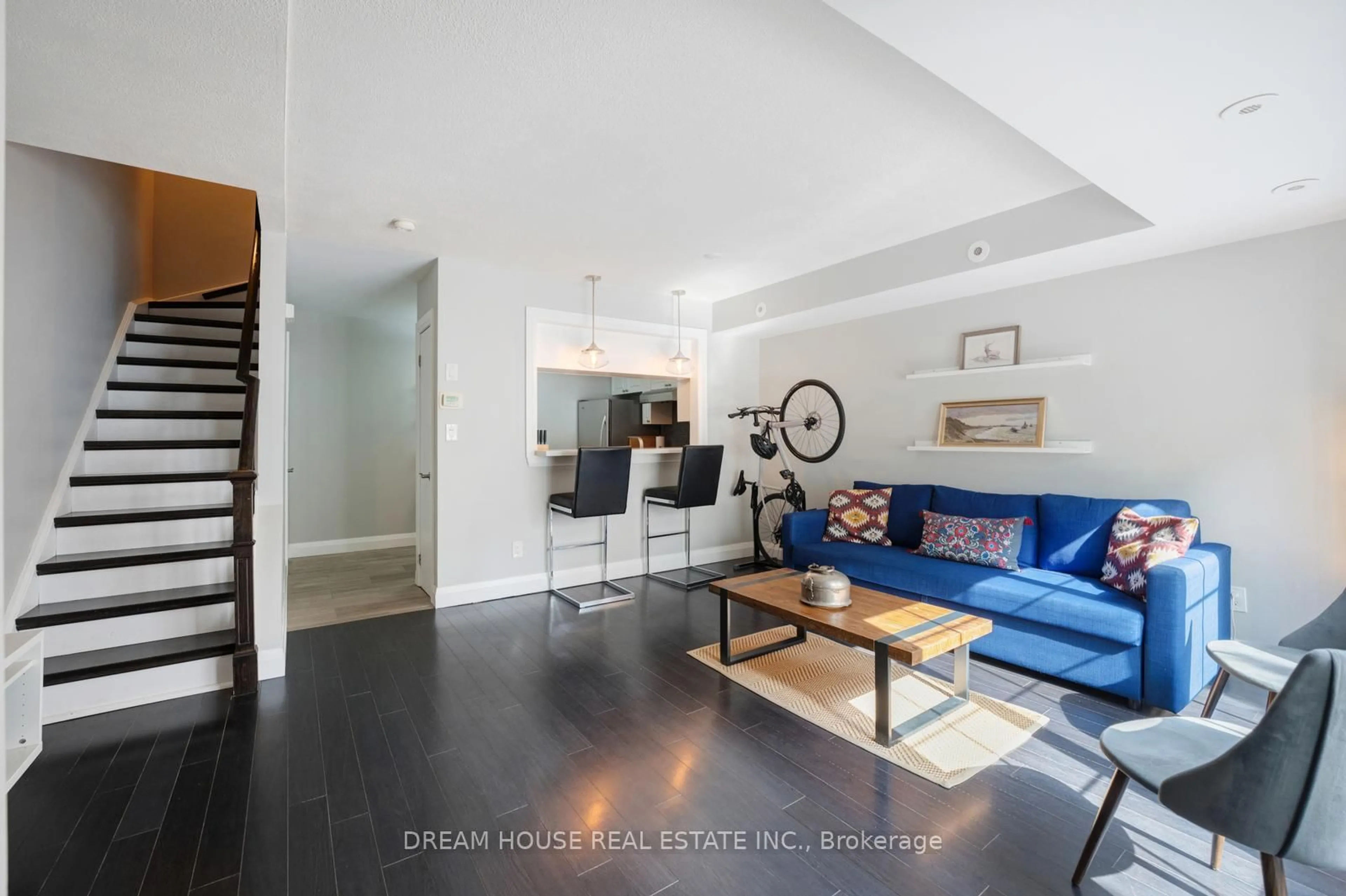 Living room with furniture, unknown for 5 Everson Dr #1008, Toronto Ontario M2N 7C3